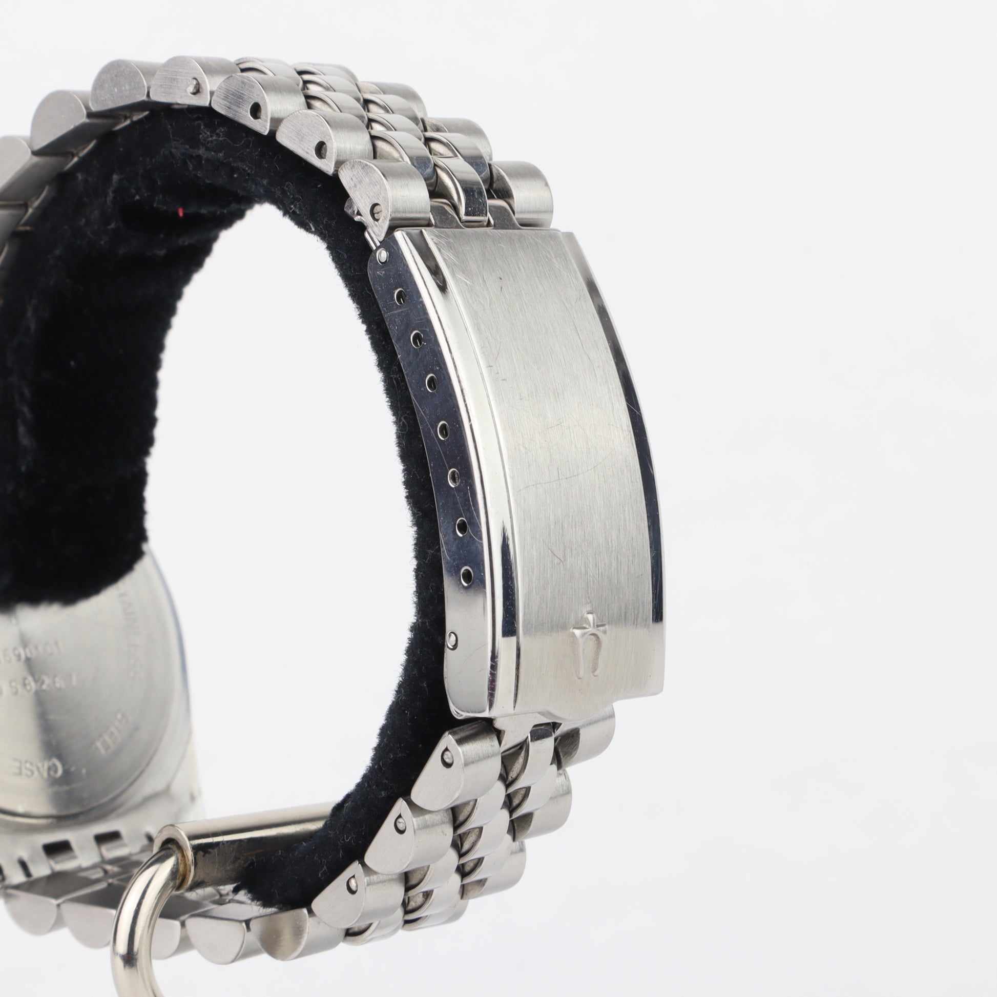 Bulova Super Seville Quartz 8690101    | Box & Papers