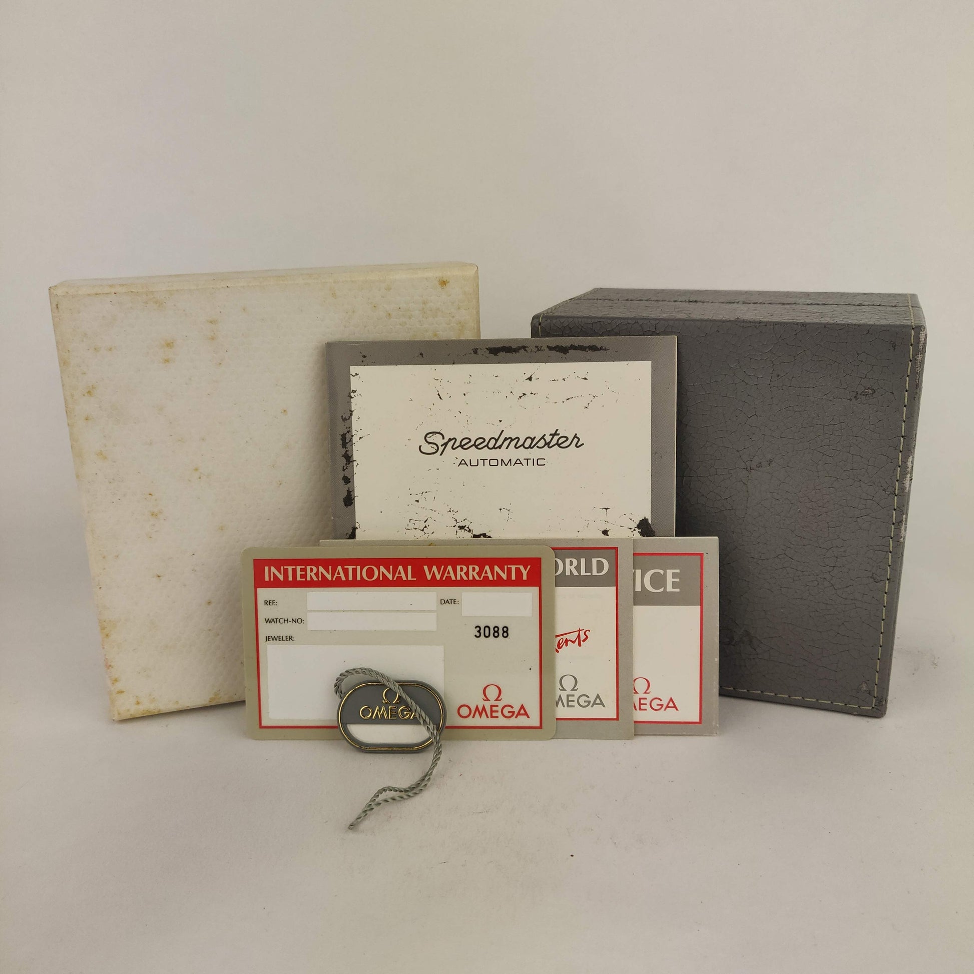 Omega Speedmaster Date 3511.50 'Reverse Panda'   | Box & Papers | 1991