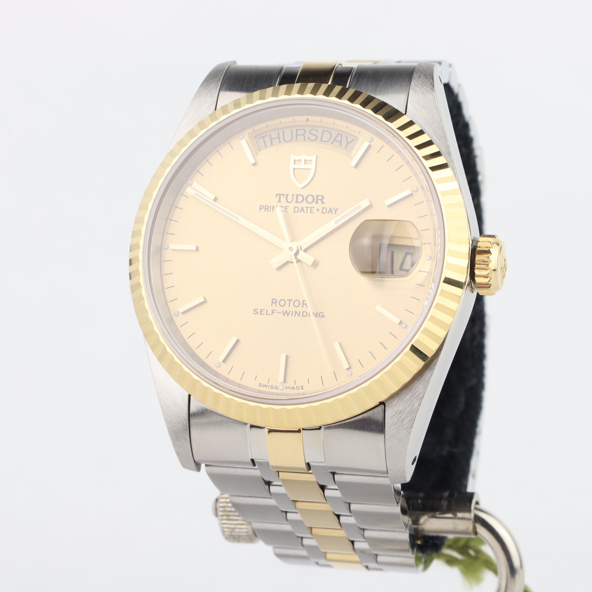 Tudor Prince Date + Day 76213    | Box & Papers | 2003