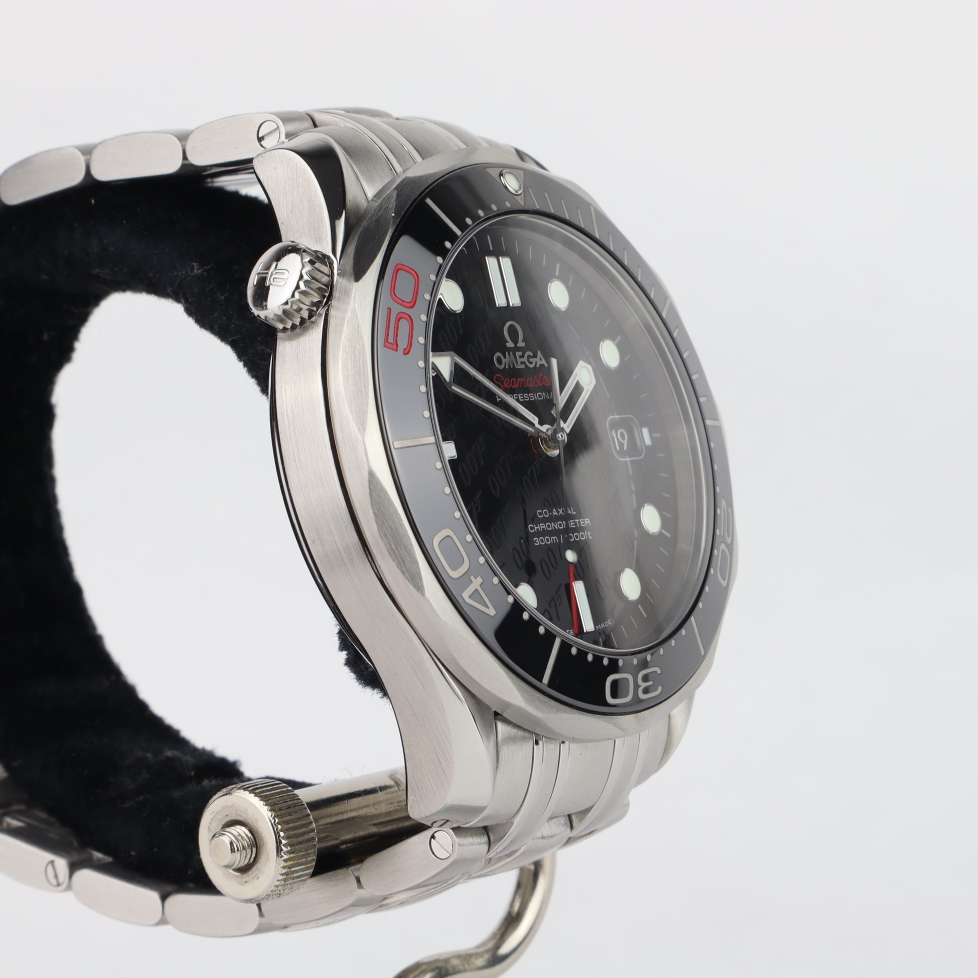 Omega 300M James Bond 50th Anniversary Limited 212.30.41.20.01.005    | Box & Papers | 2012