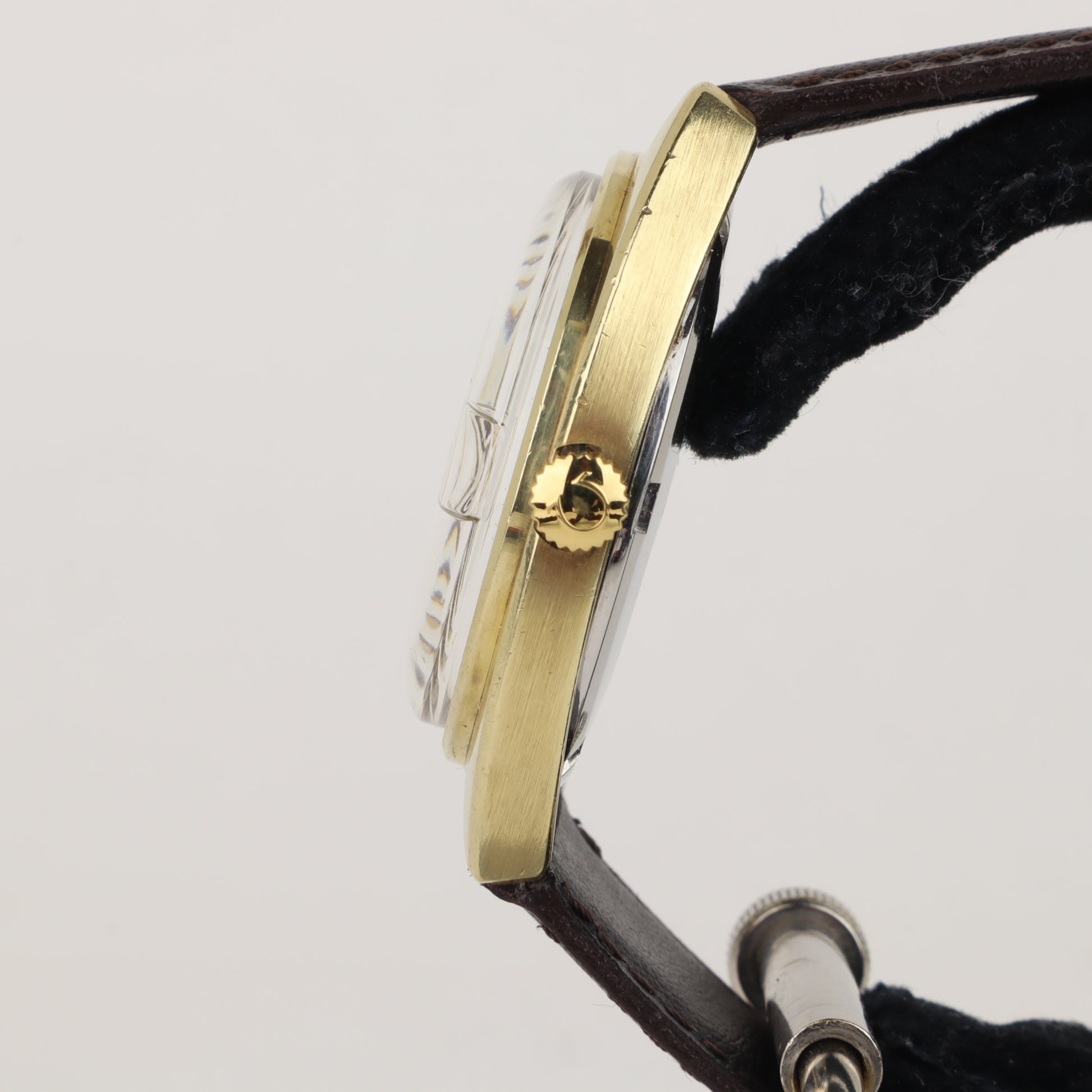 Omega Constellation 168.017 'C-shape'  | Serviced  | 1971