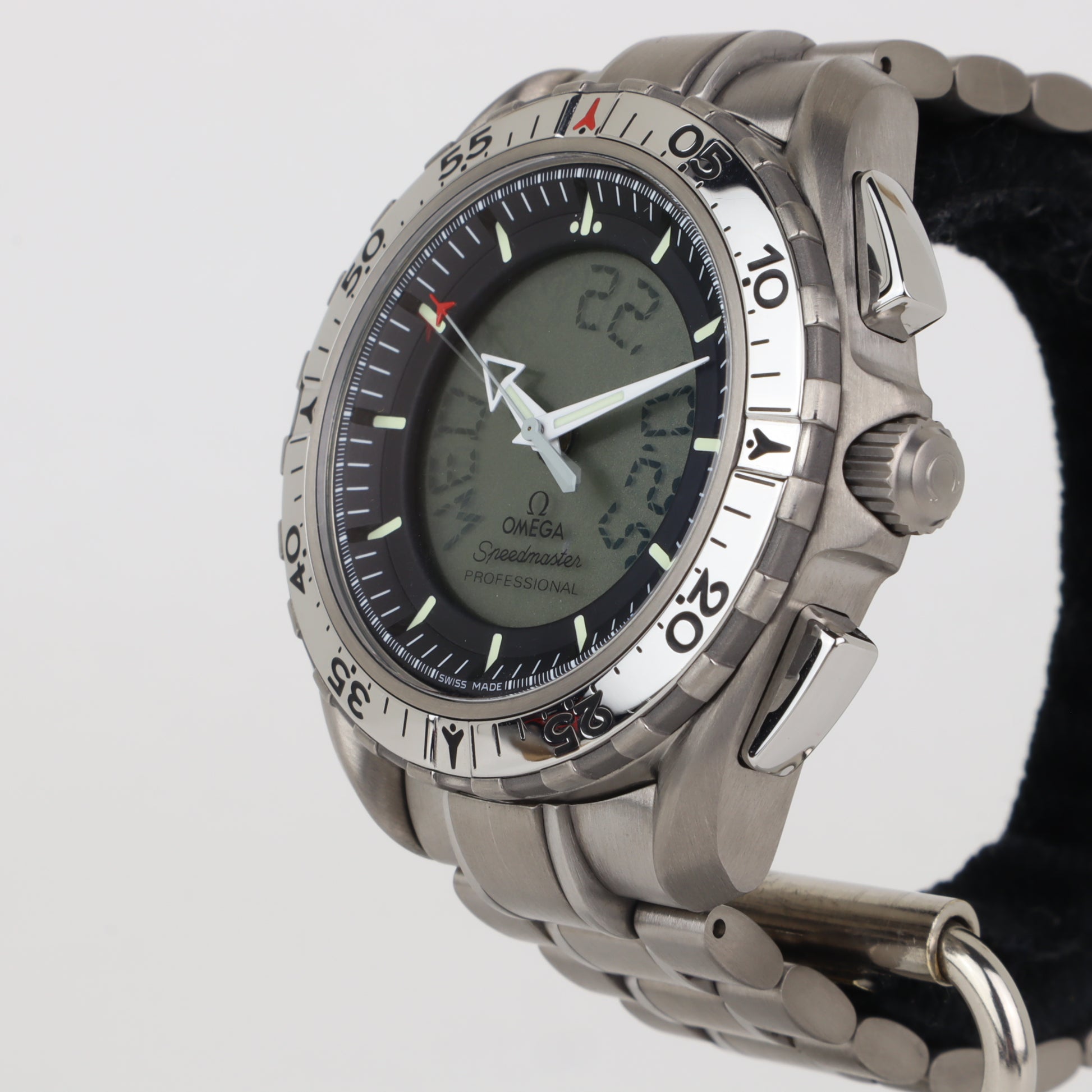 Omega Speedmaster X-33 3290.50   | Factory Serviced | Box & Papers | 1999