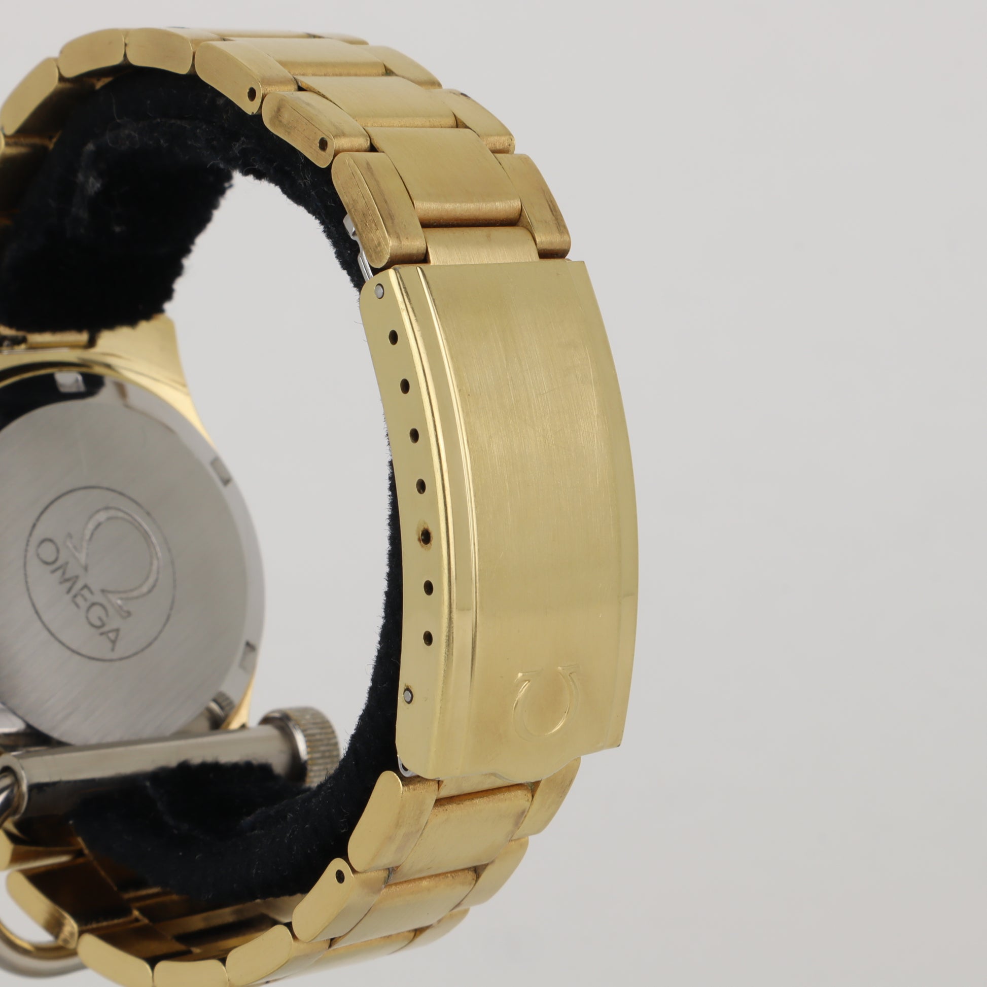 Omega Genève  166.0174    | Box | 1975