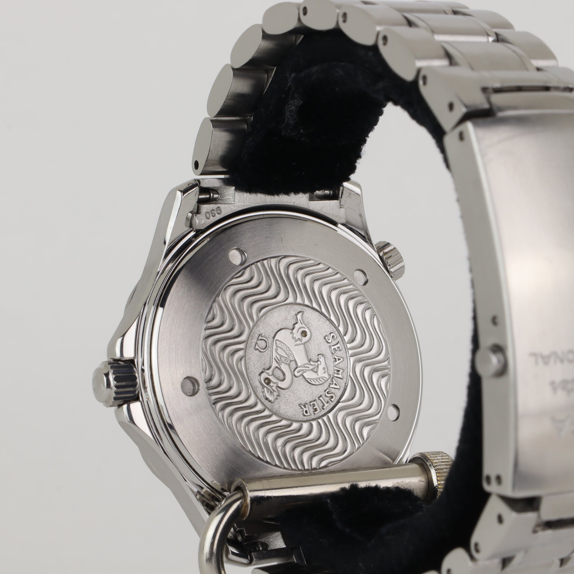 Omega Seamaster 300M 2254.50 'Peter Blake'   | Box & Papers | 2003