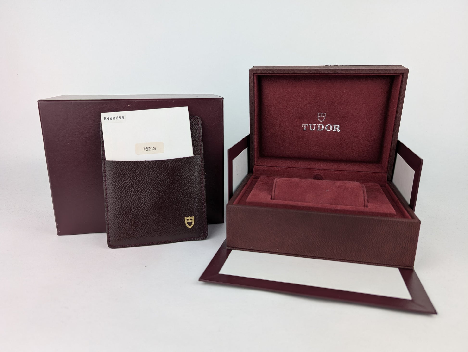 Tudor Prince Date + Day 76213    | Box & Papers | 2003