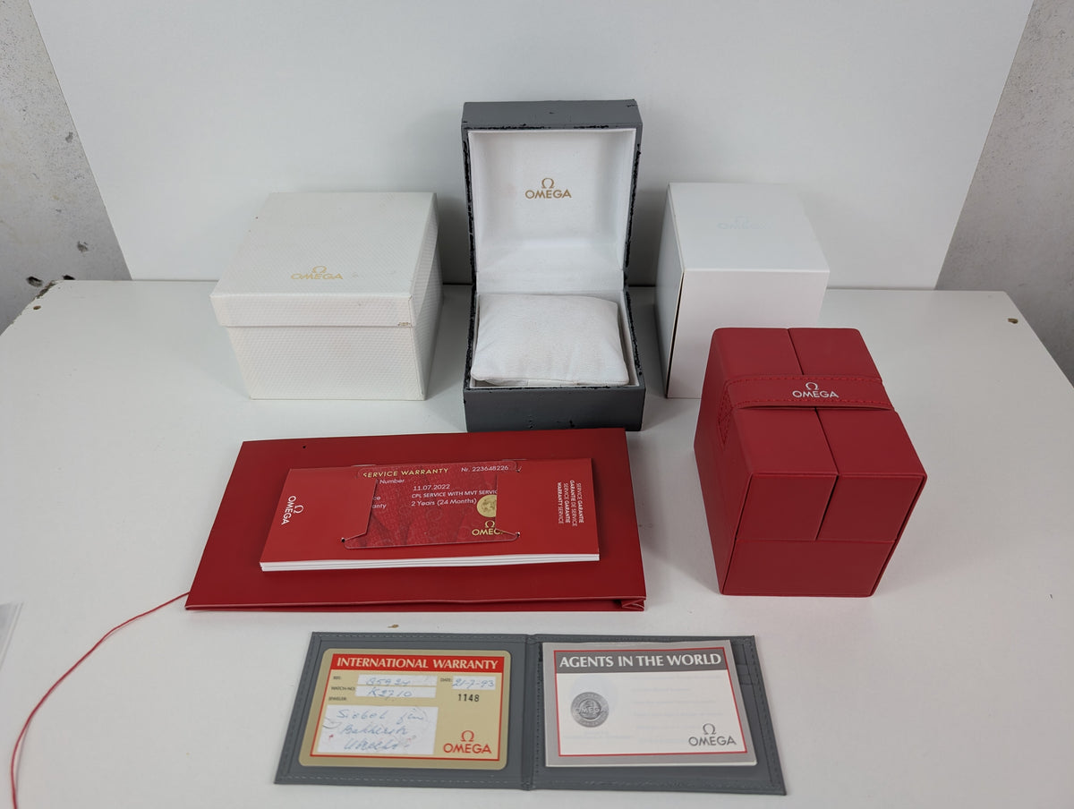 Omega Pre Bond 200M  396.1041    | Box & Papers | 1993