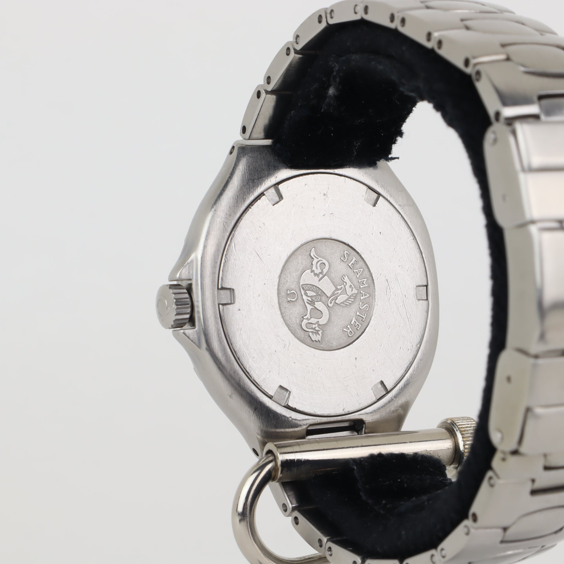 Omega Pre Bond 200M 396.1062     | 1991