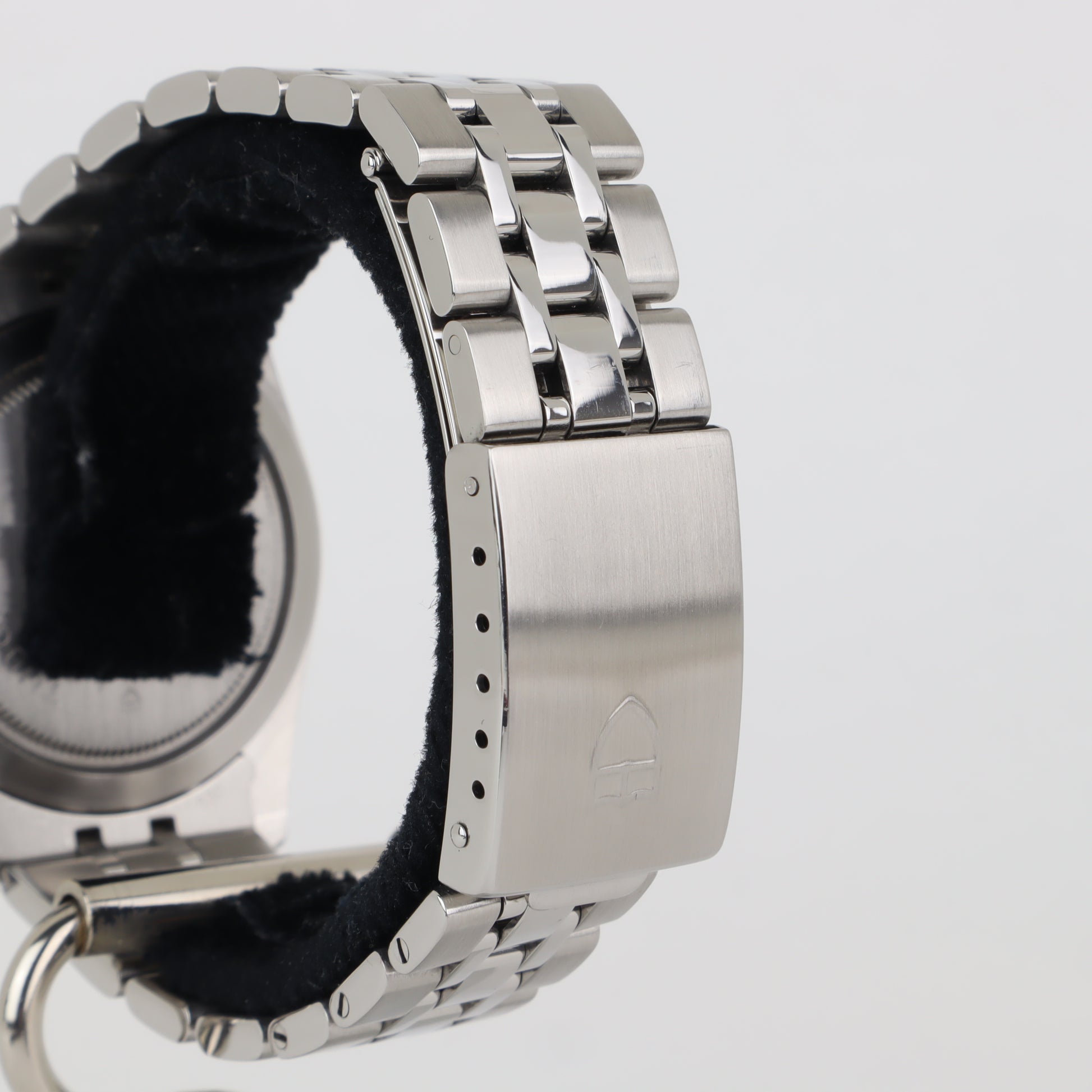 Tudor Prince Date + Day 76214    | Papers | 2019