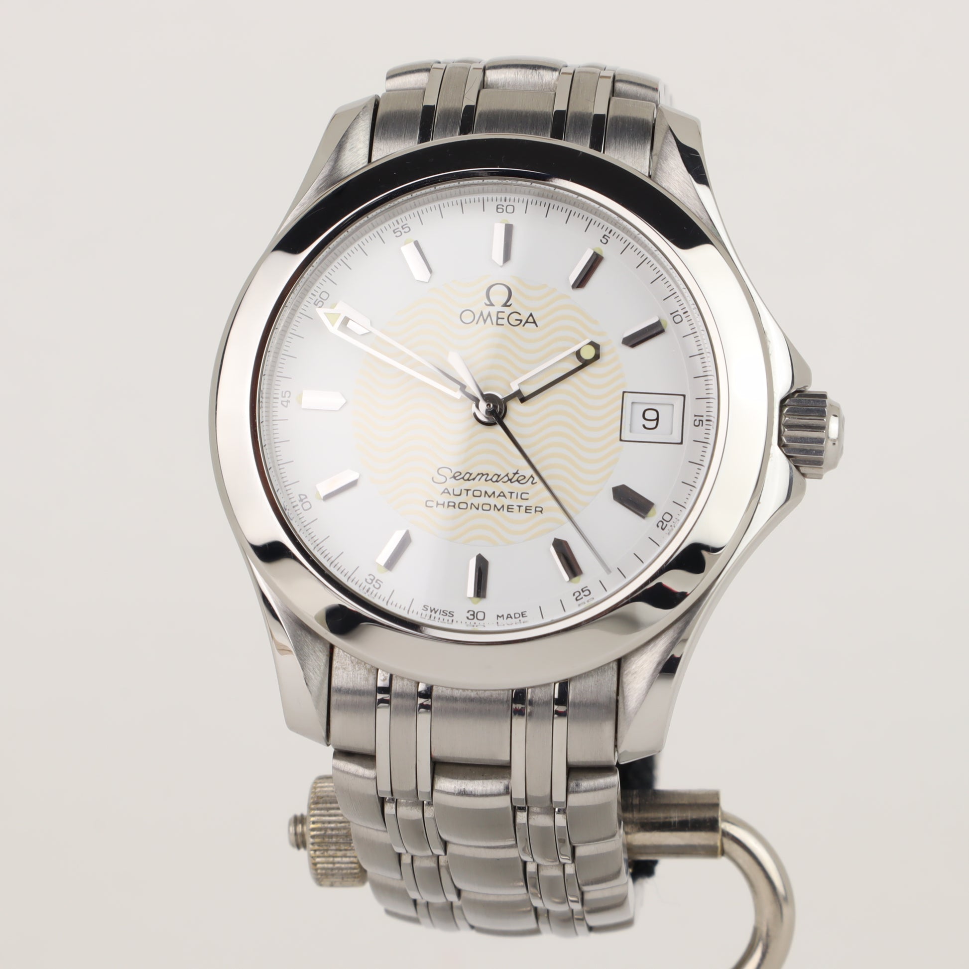 Omega Seamaster 120M 2501.21 Automatic Chronometer   | Box & Papers | 1997