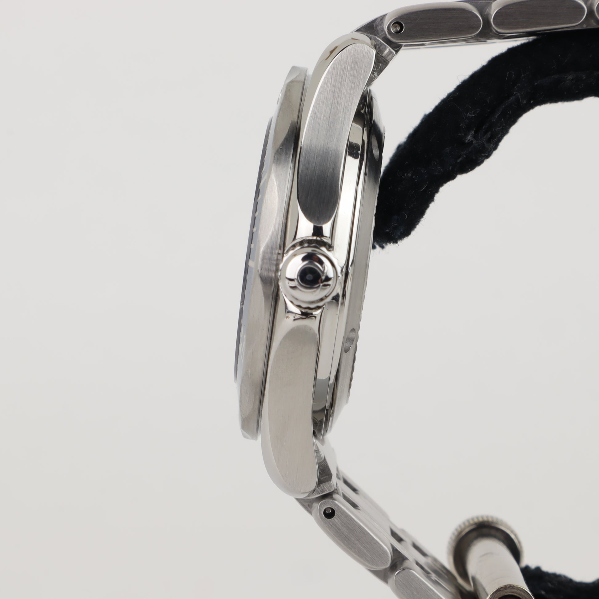Omega Seamaster 300M 2551.80   | Serviced | Box & Papers | 1999