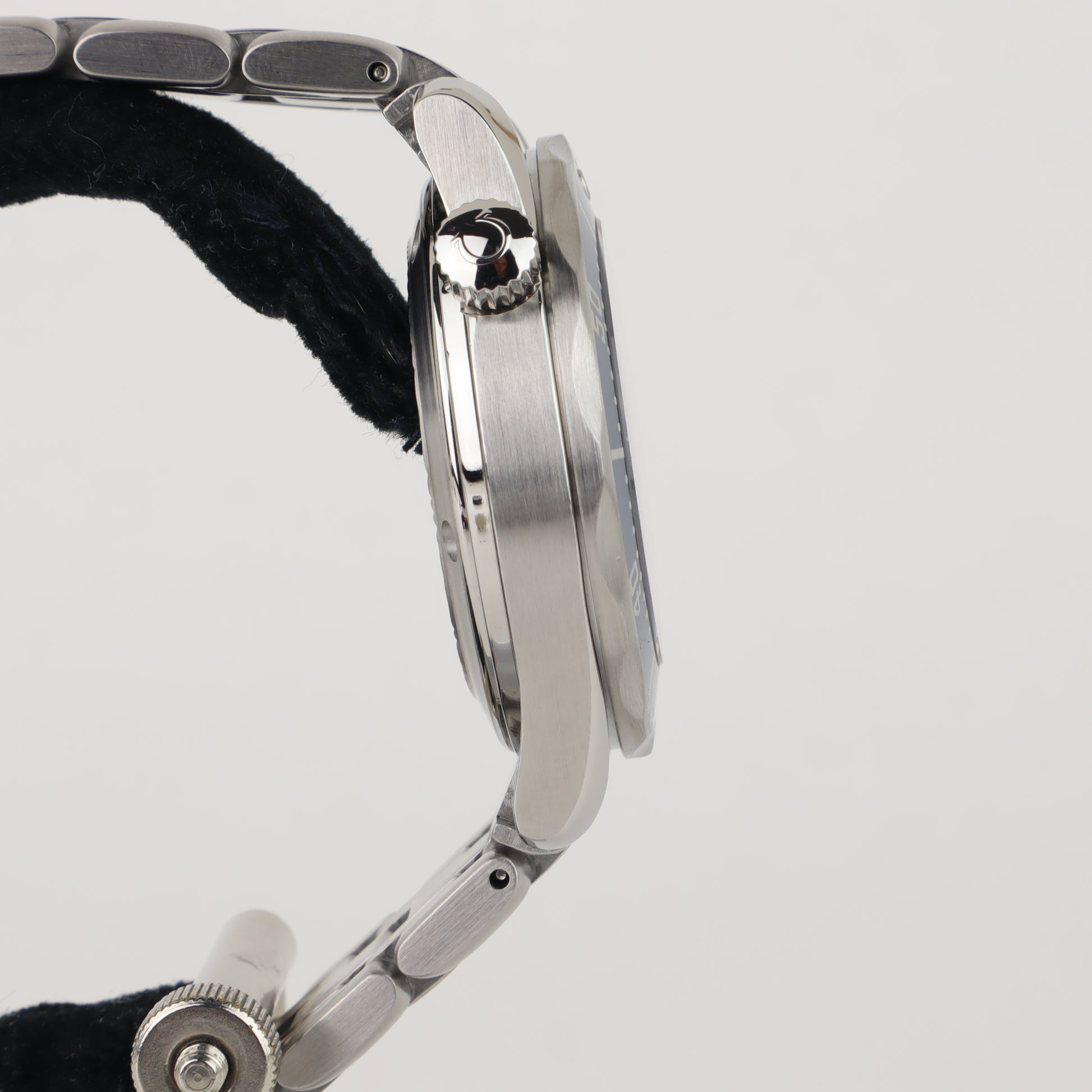 Omega Seamaster 300M 2551.80   | Serviced | Box & Papers | 1999