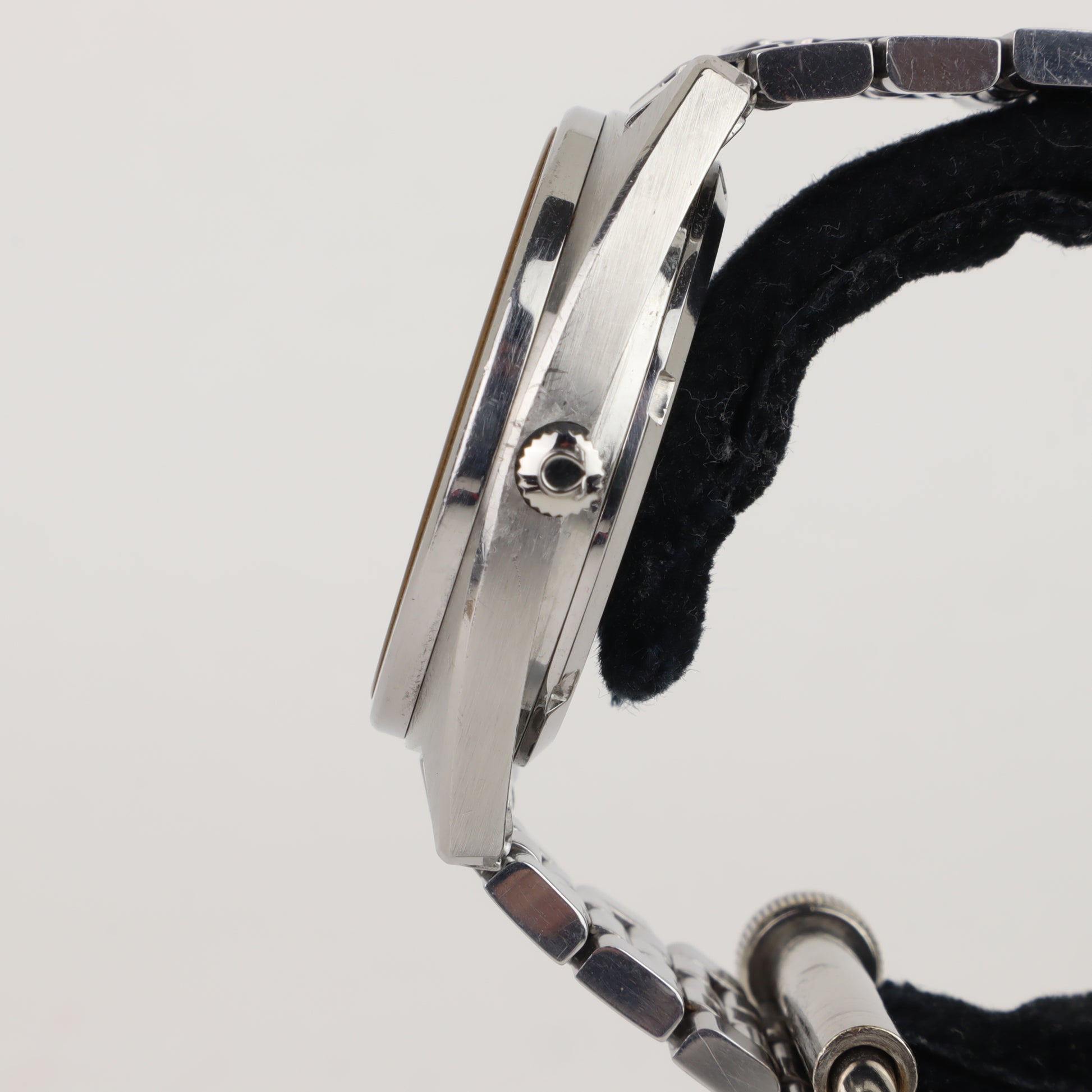 Omega Constellation 168.0056 'C-shape'  | Serviced | Box & Papers | 1975