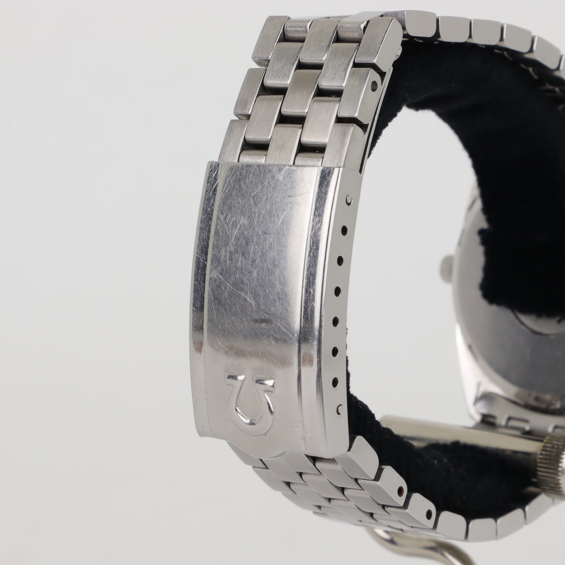 Omega Constellation 168.0056 'C-shape'  | Serviced | Box & Papers | 1975