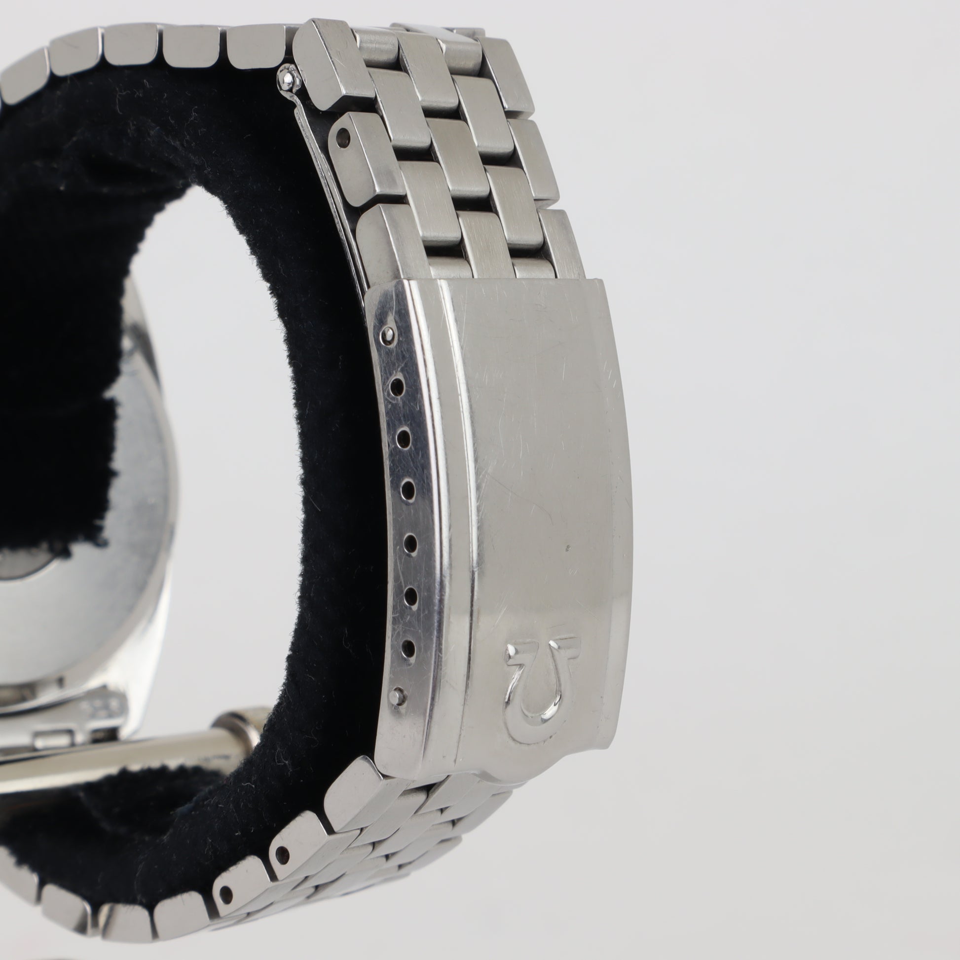 Omega Constellation 168.0056 'C-shape'  | Serviced | Box & Papers | 1975