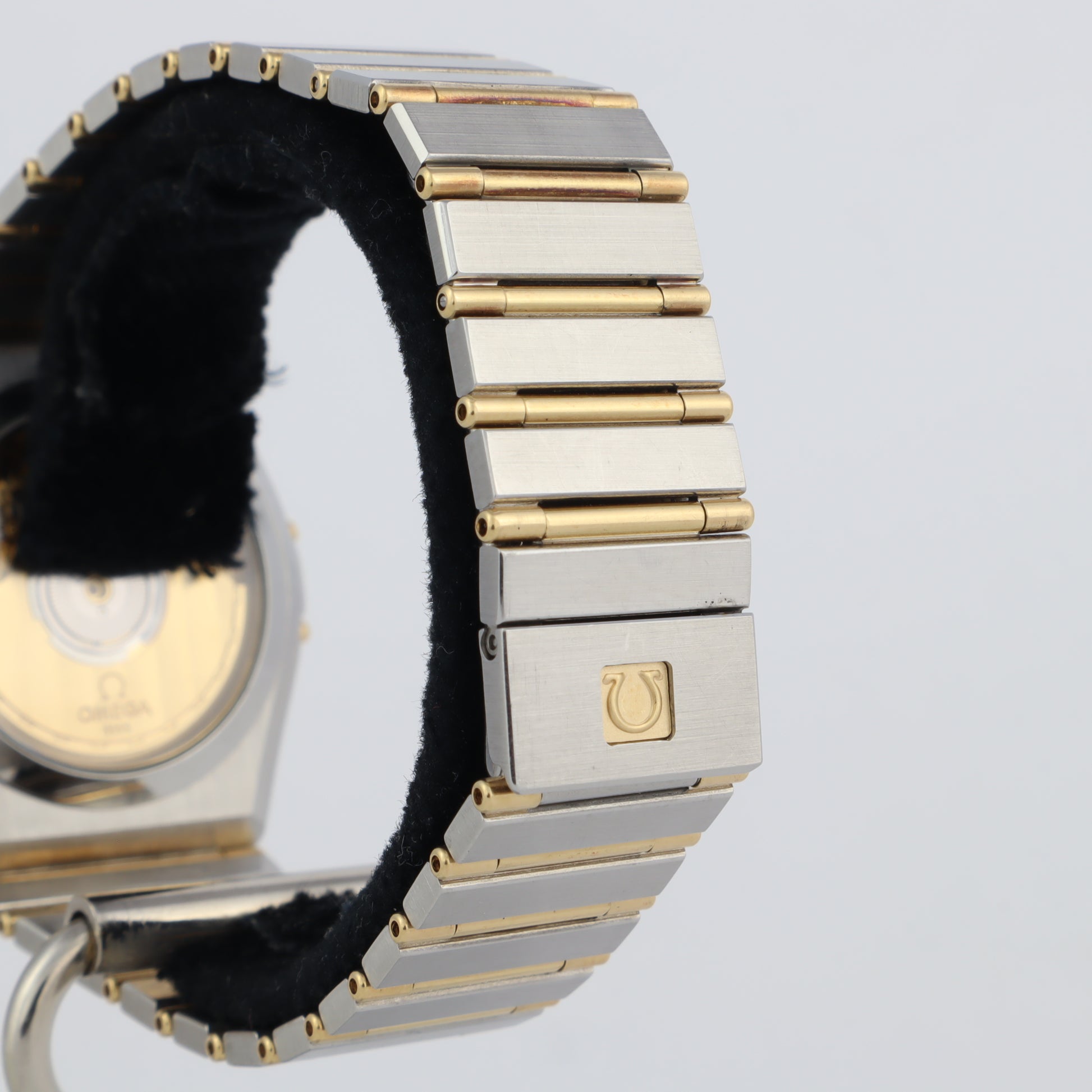 Omega Constellation 'Manhattan' Full Bar 18K Gold 368.1075 | Serviced    | 1986