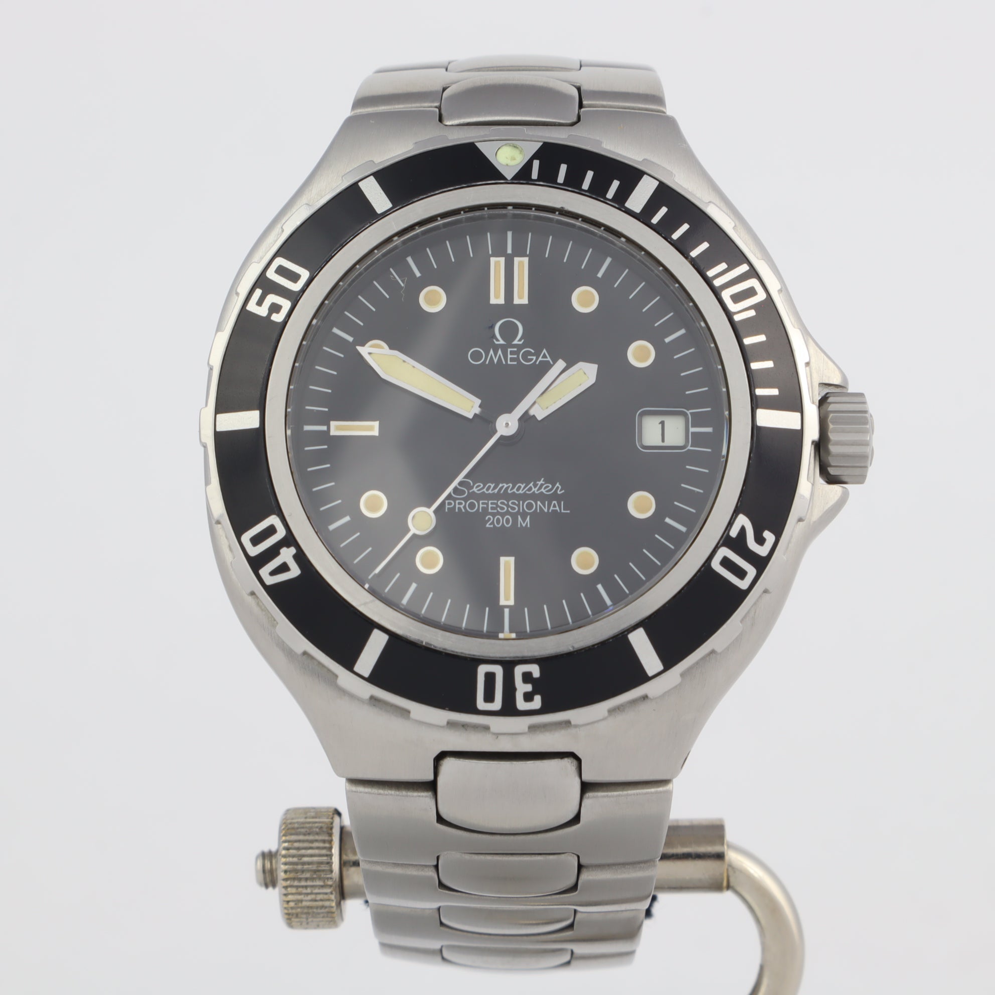Omega Seamaster 200M Pre-Bond – B&O Watches