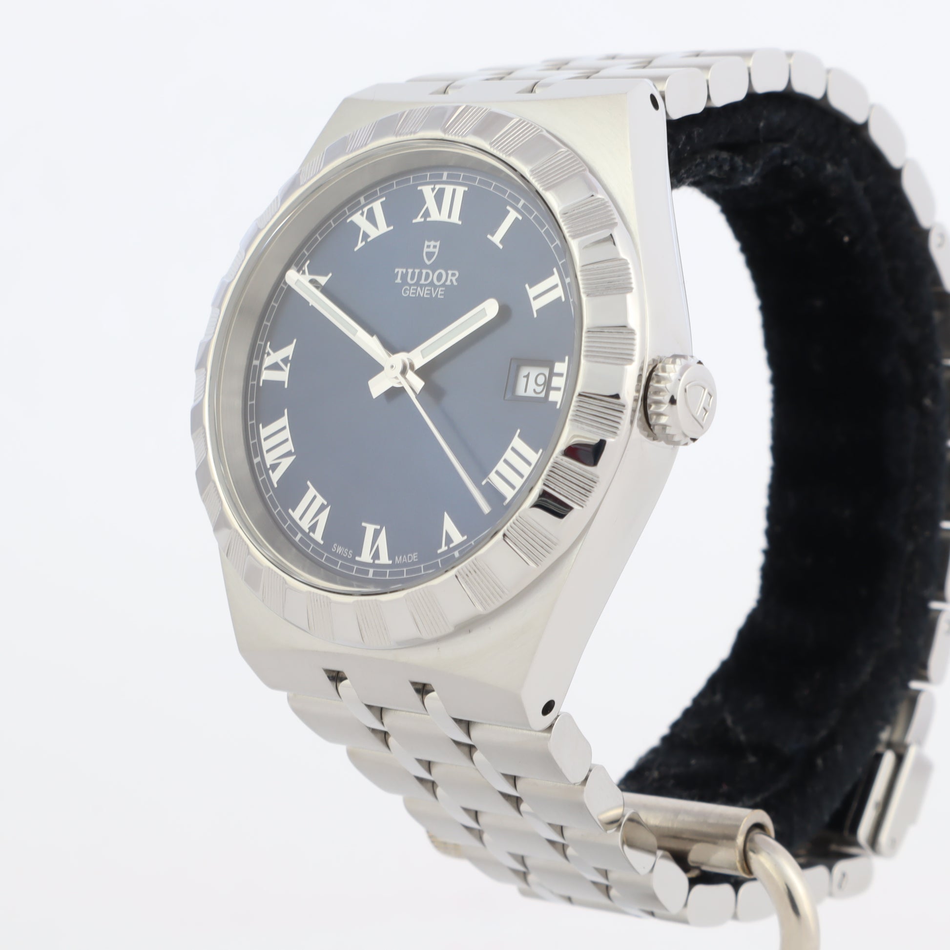 Tudor Royal 28500 M28500-0005    | Box & Papers | 2026
