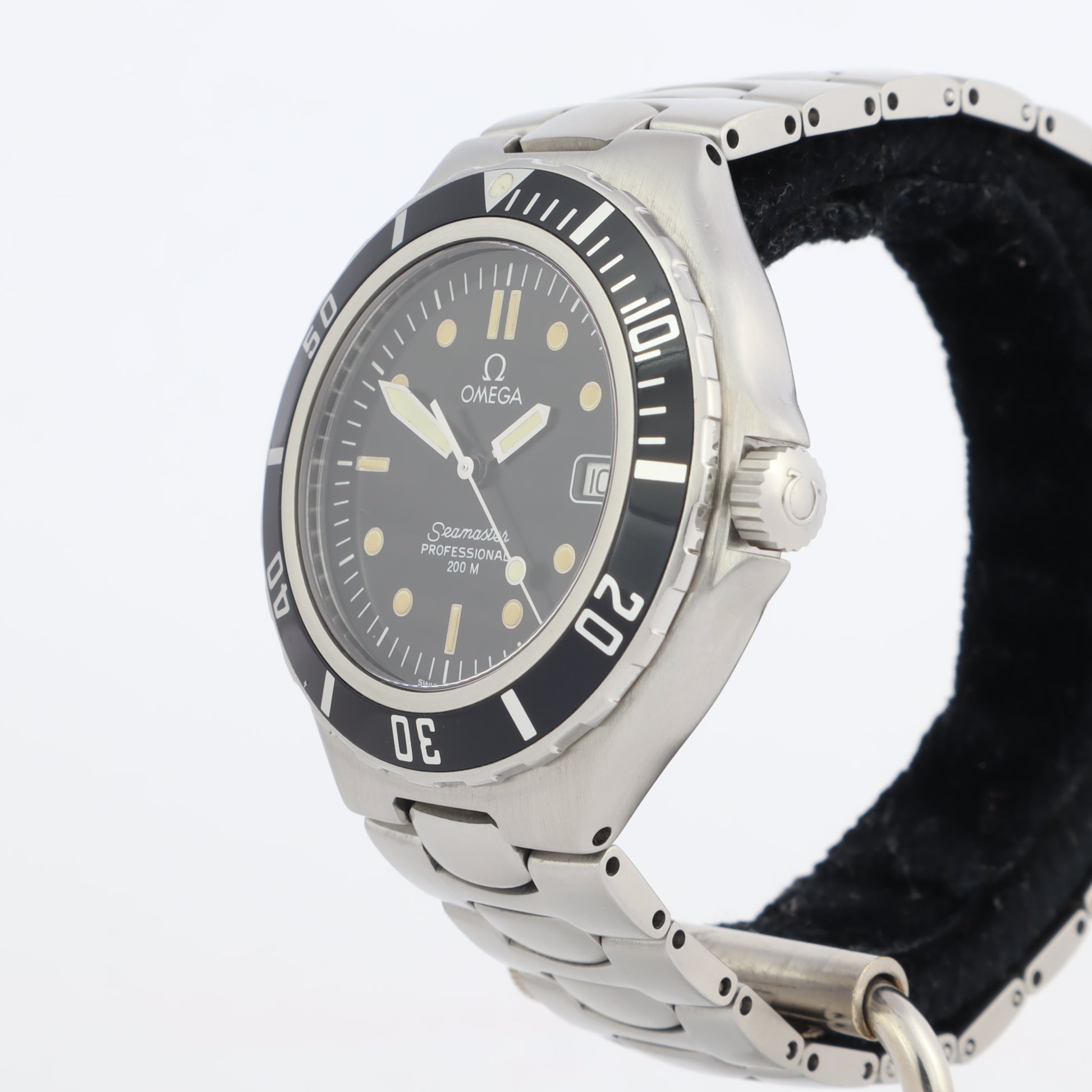 Omega Pre Bond 200M 2850.50    | Box & Papers | 1993