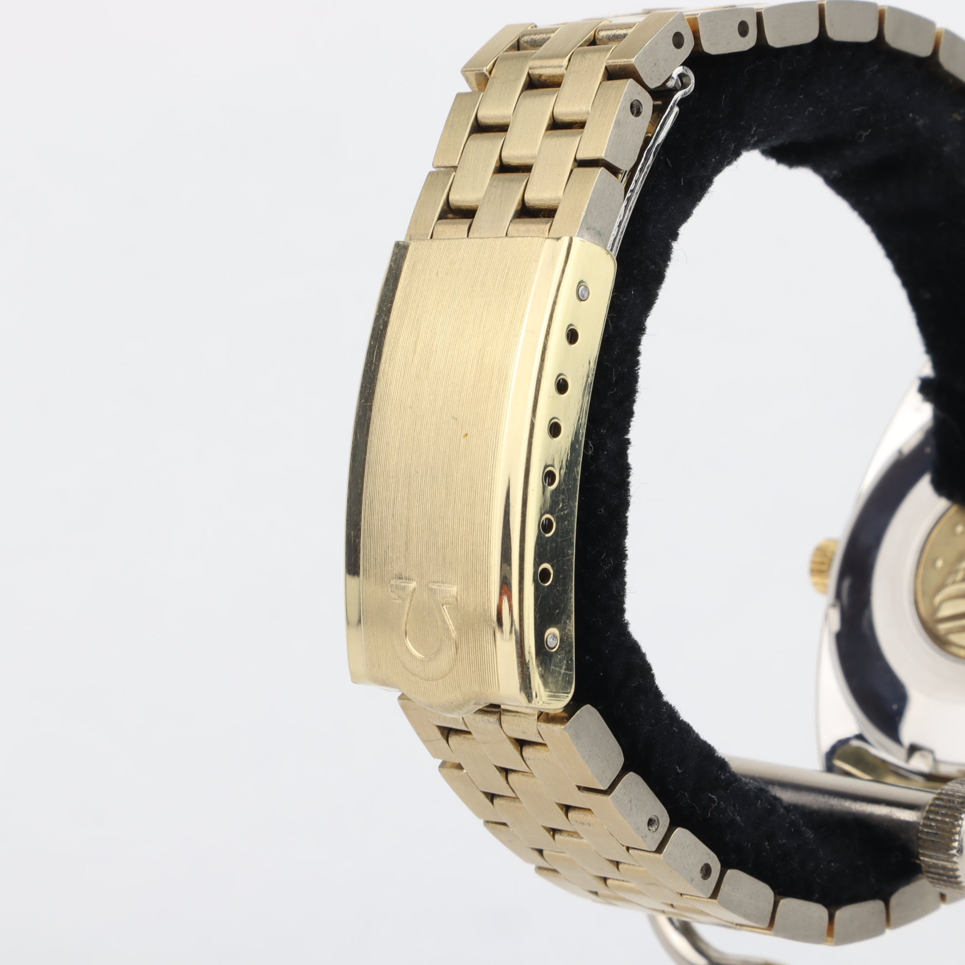 Omega Constellation 168.027 'C-shape' | 1968 – B&O Watches
