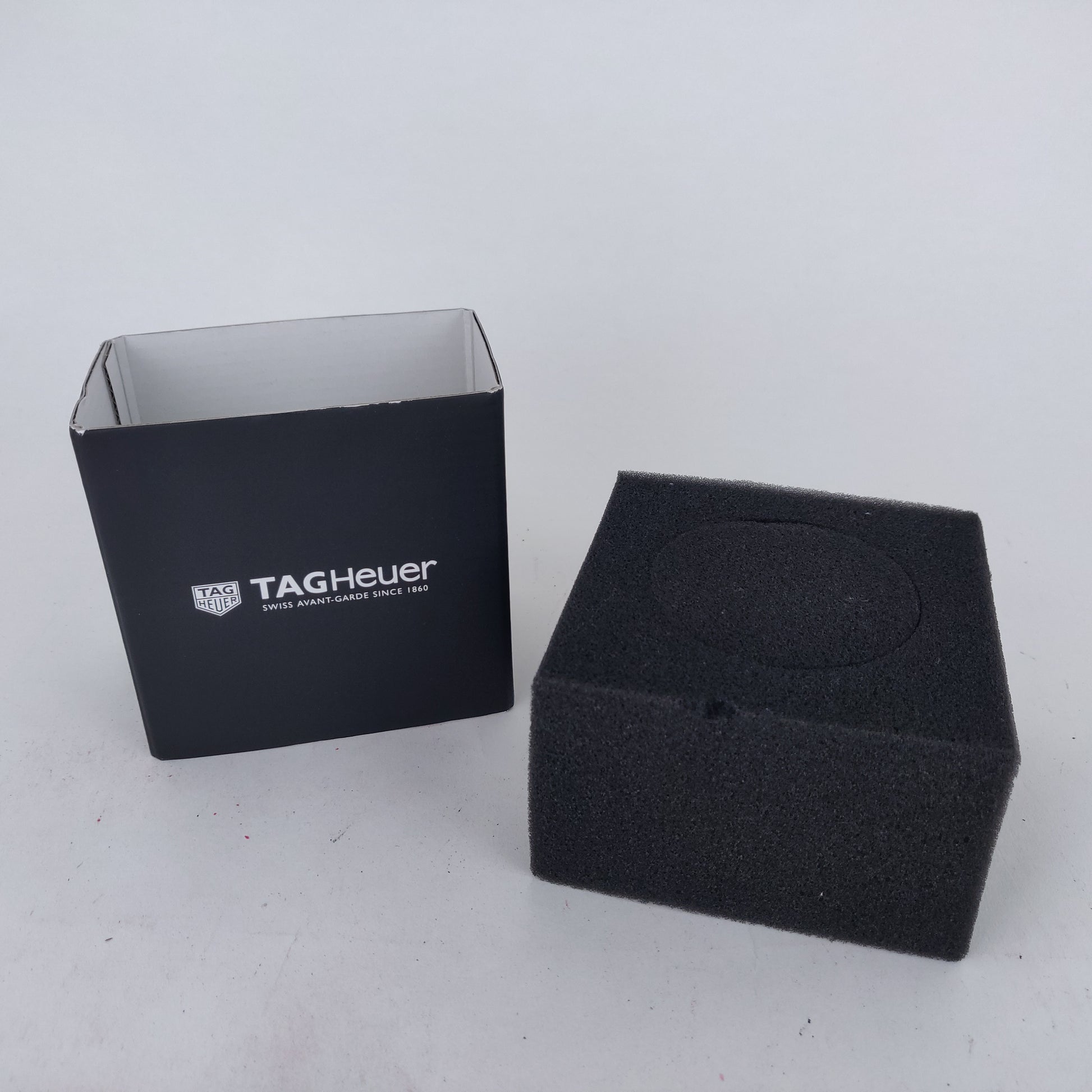TAG Heuer 2000 Chronograph Automatic CN2112    | Box