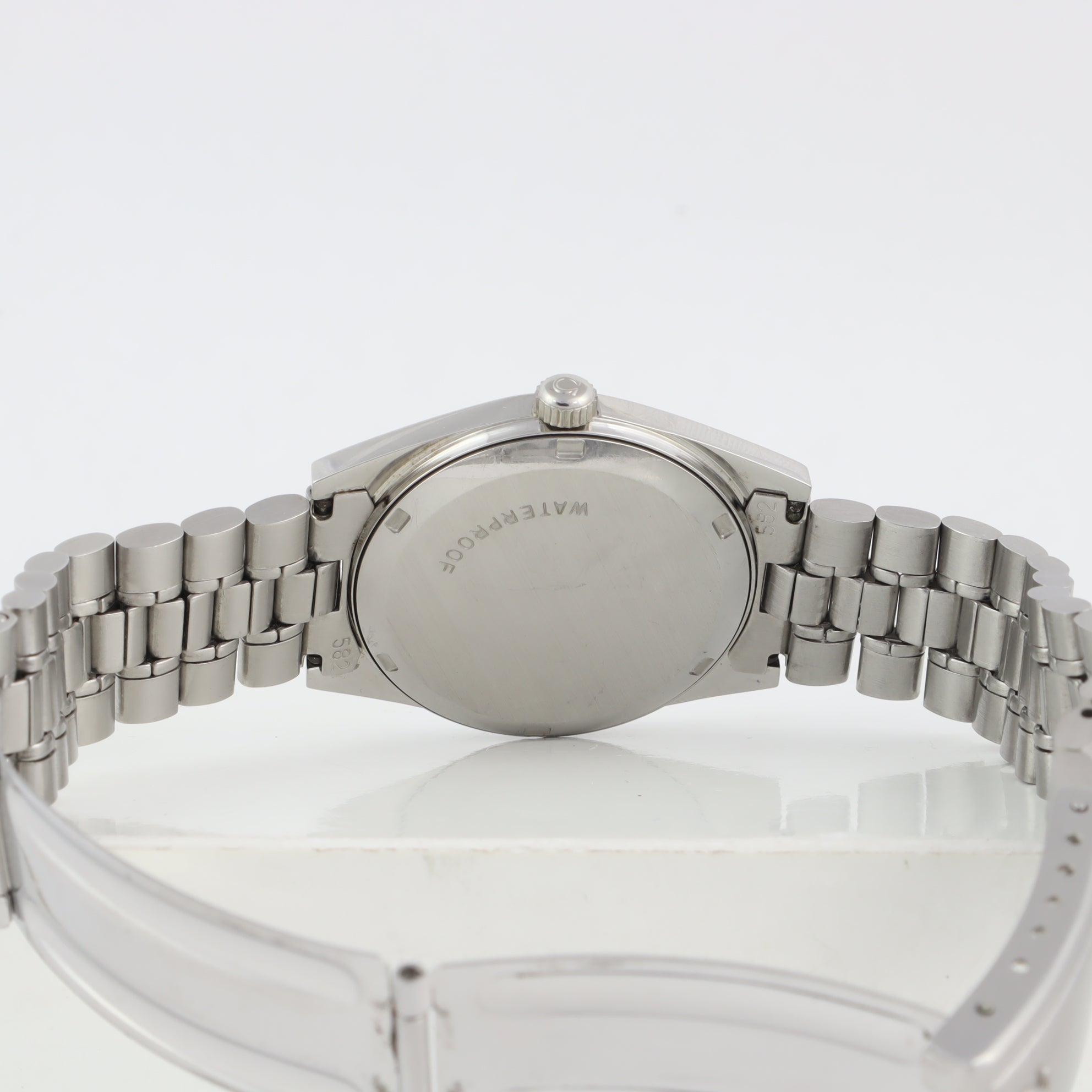 Omega Genève 136.041 | 1972 – B&O Watches