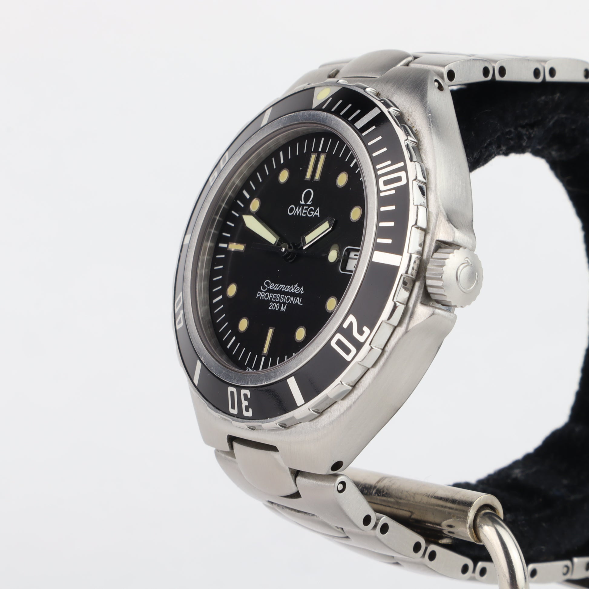 Omega Seamaster Pre Bond 200M 396.1062    | Box & Papers | 1994