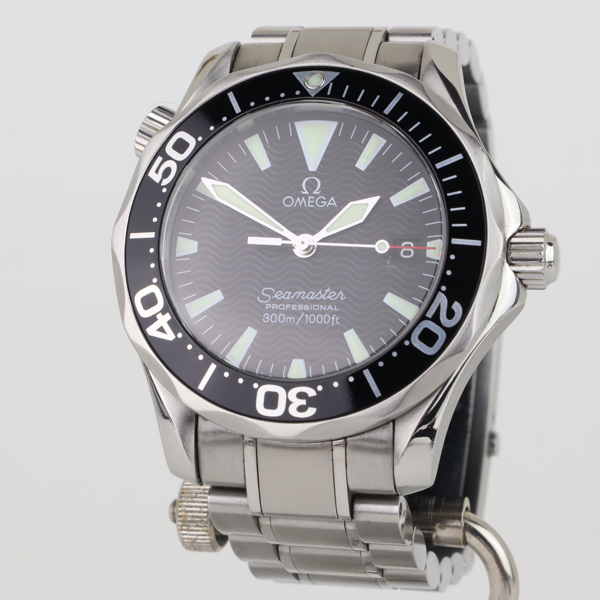 Omega 300M 2262.50    | Box & Papers | 2009