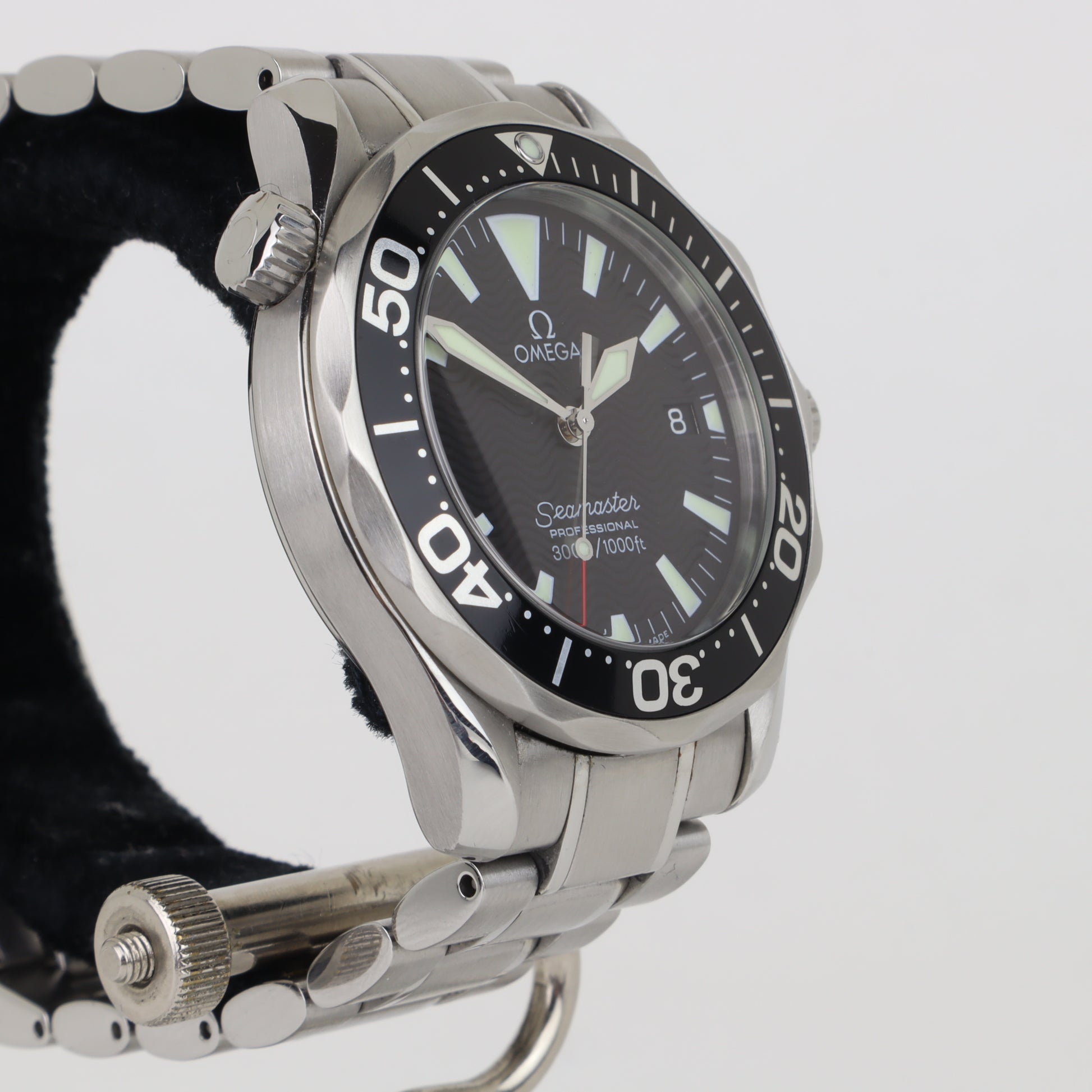 Omega 300M 2262.50    | Box & Papers | 2009