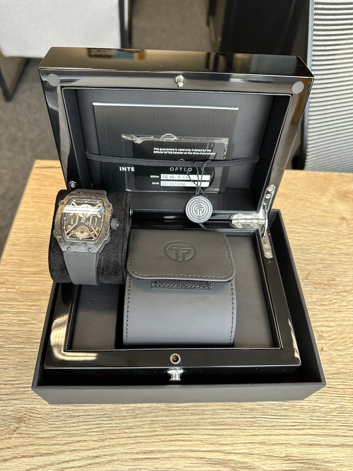 OFTEQ 28G Super Lightweight FQ 28-9  Forged Carbon  | Box & Papers | 2026