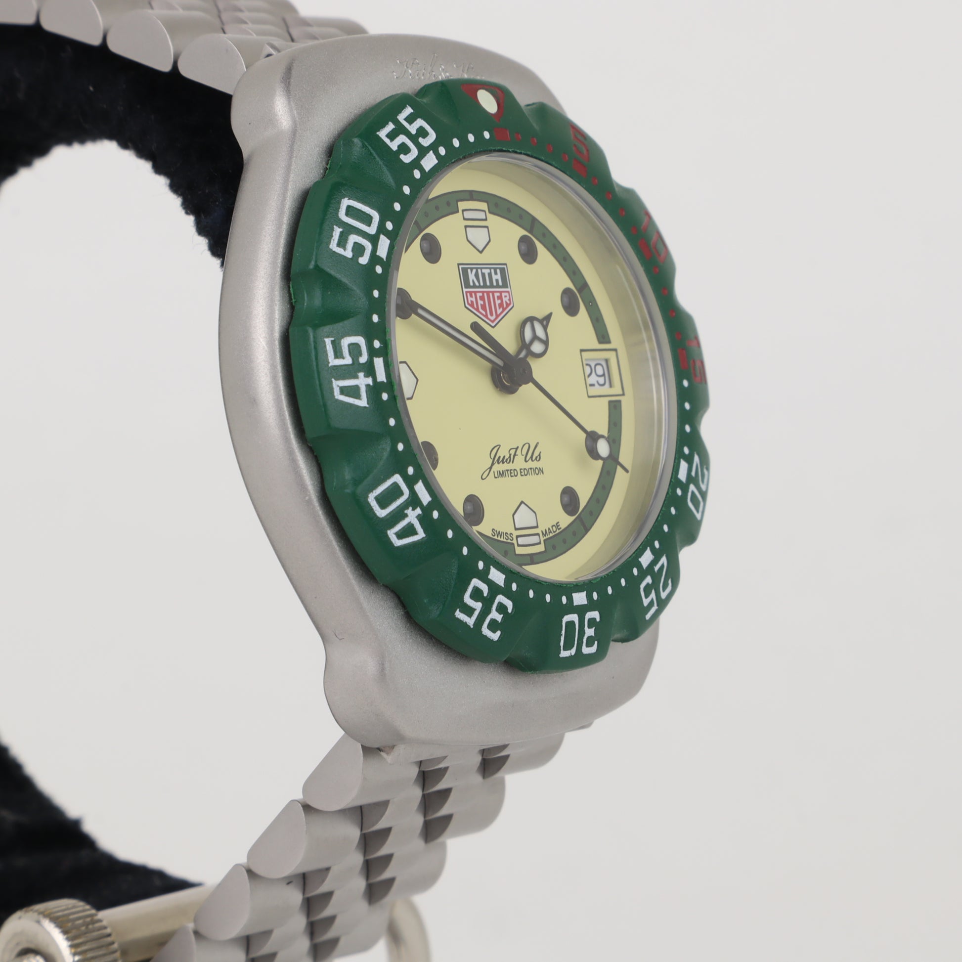 TAG Heuer X KITH Formula 1 WA121N Limited Edition (350 pieces)   | Box & Papers | 2024