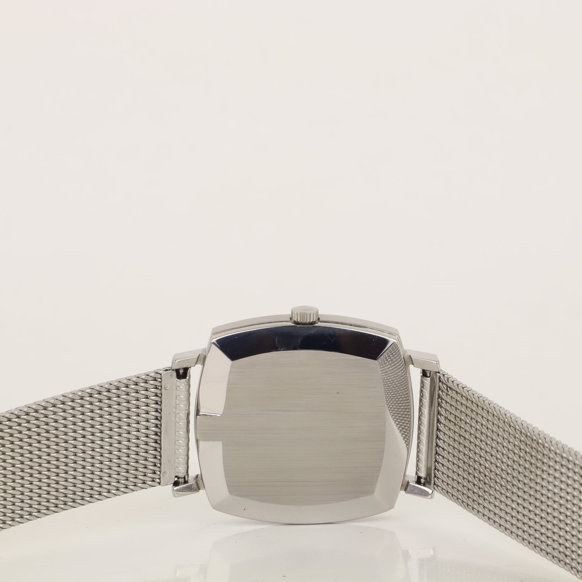 Omega Genève  131.022   | Serviced | Box | 1974