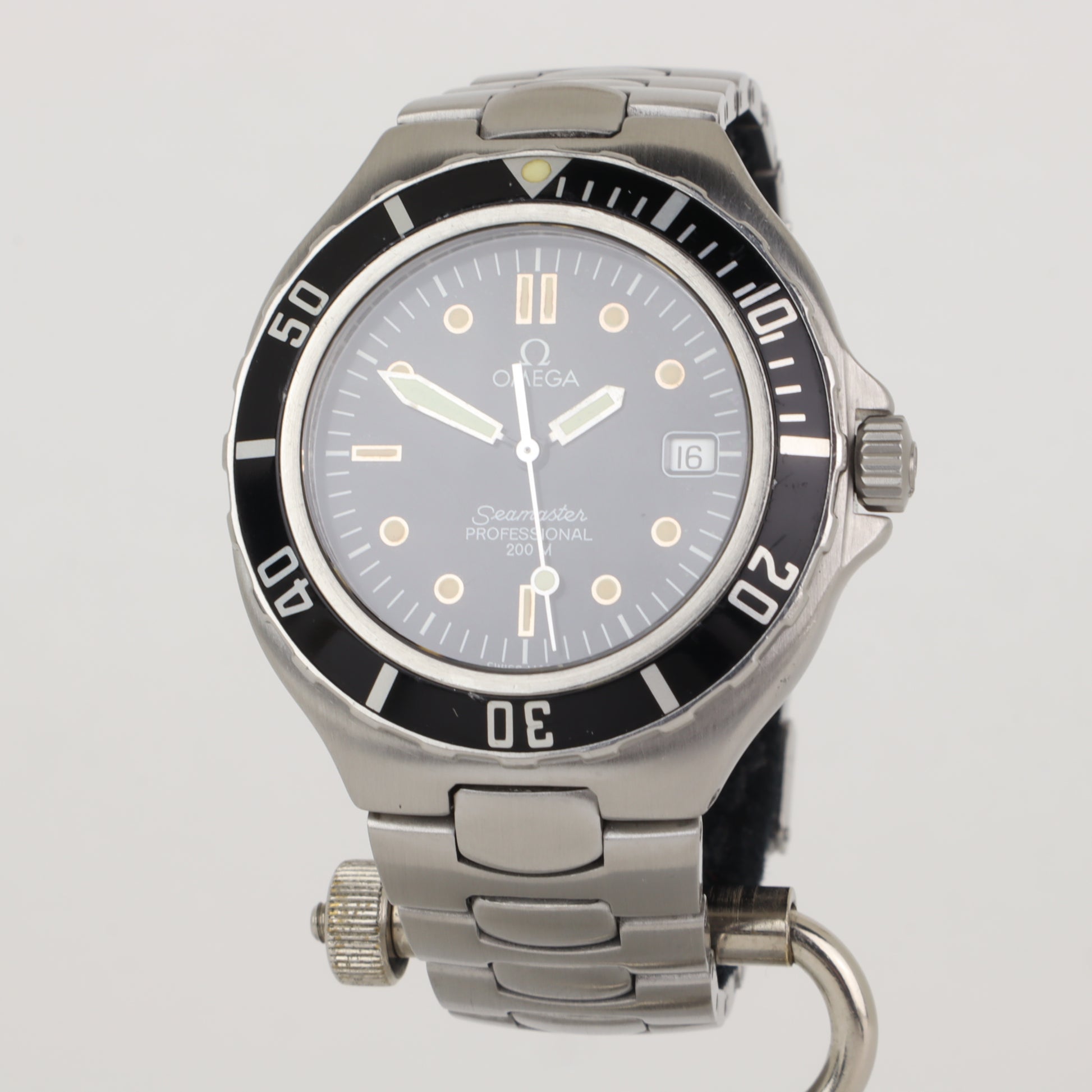 Omega Pre Bond 396.1062   | Serviced  | 1993