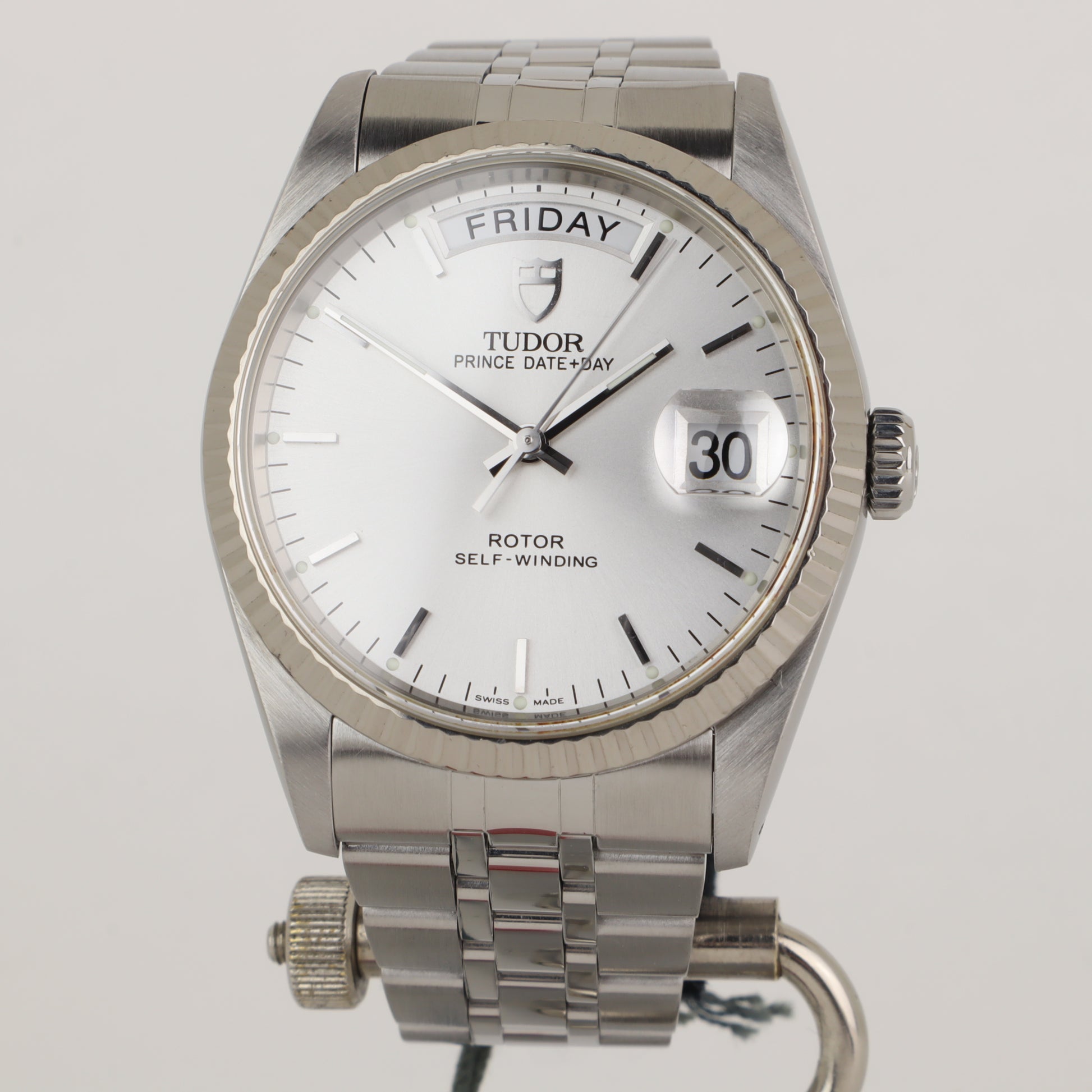 Tudor Prince Date + Day 76214     | 2011