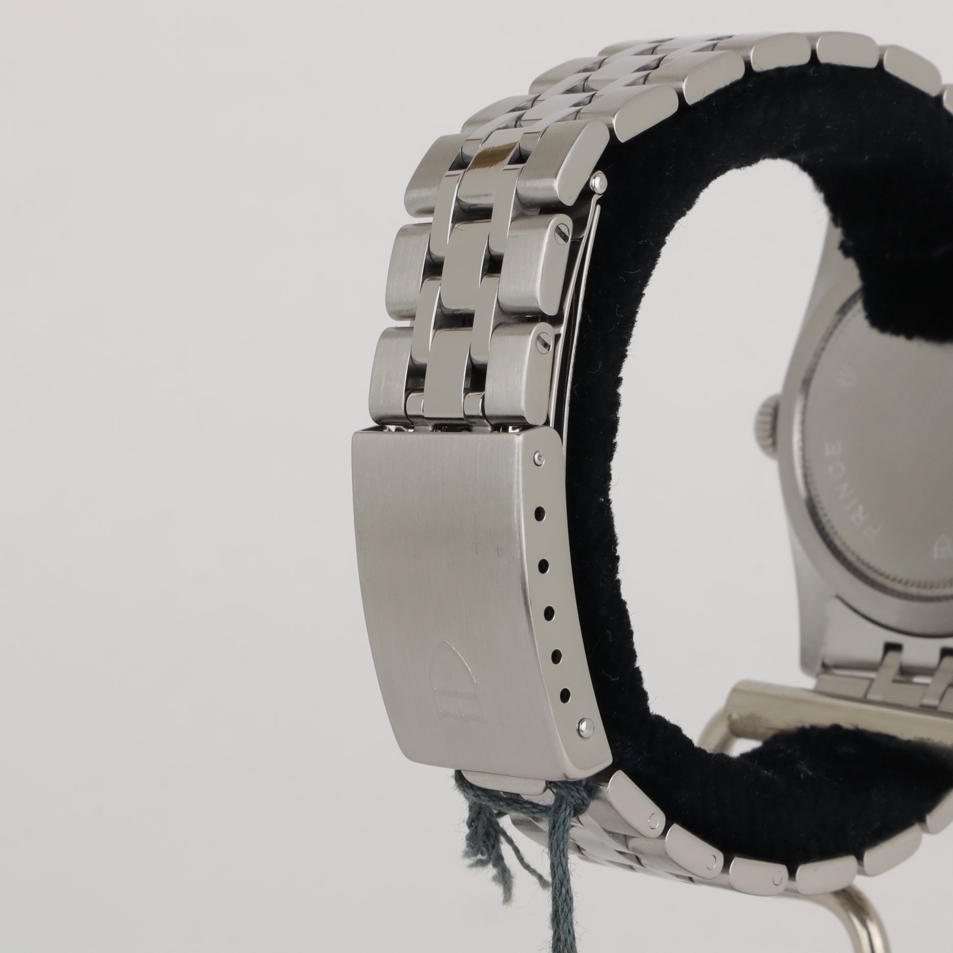 Tudor Prince Date + Day 76214     | 2011