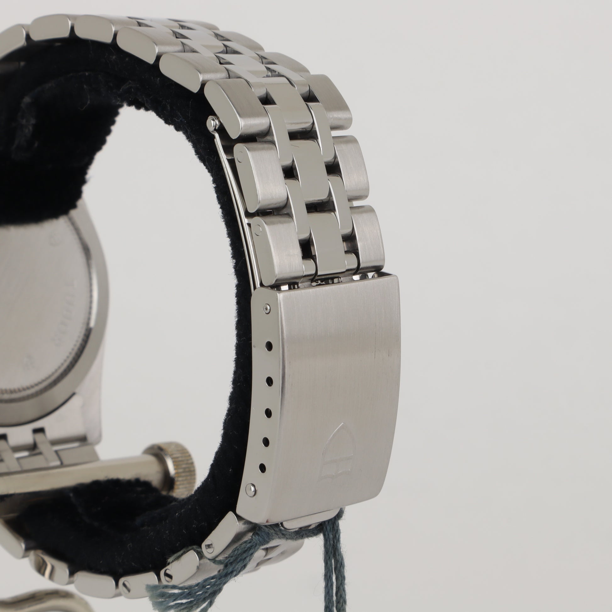 Tudor Prince Date + Day 76214     | 2011