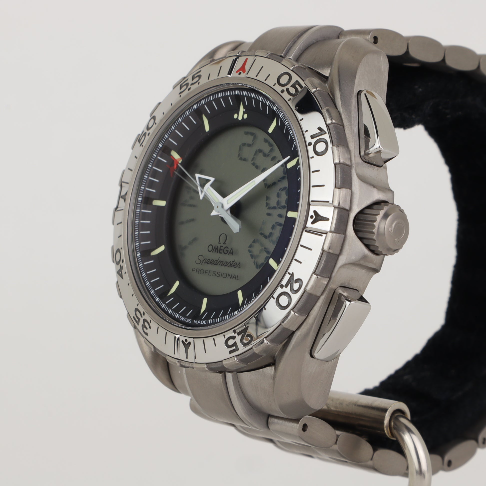 Omega Speedmaster X-33 3290.50   | Factory Serviced | Box & Papers