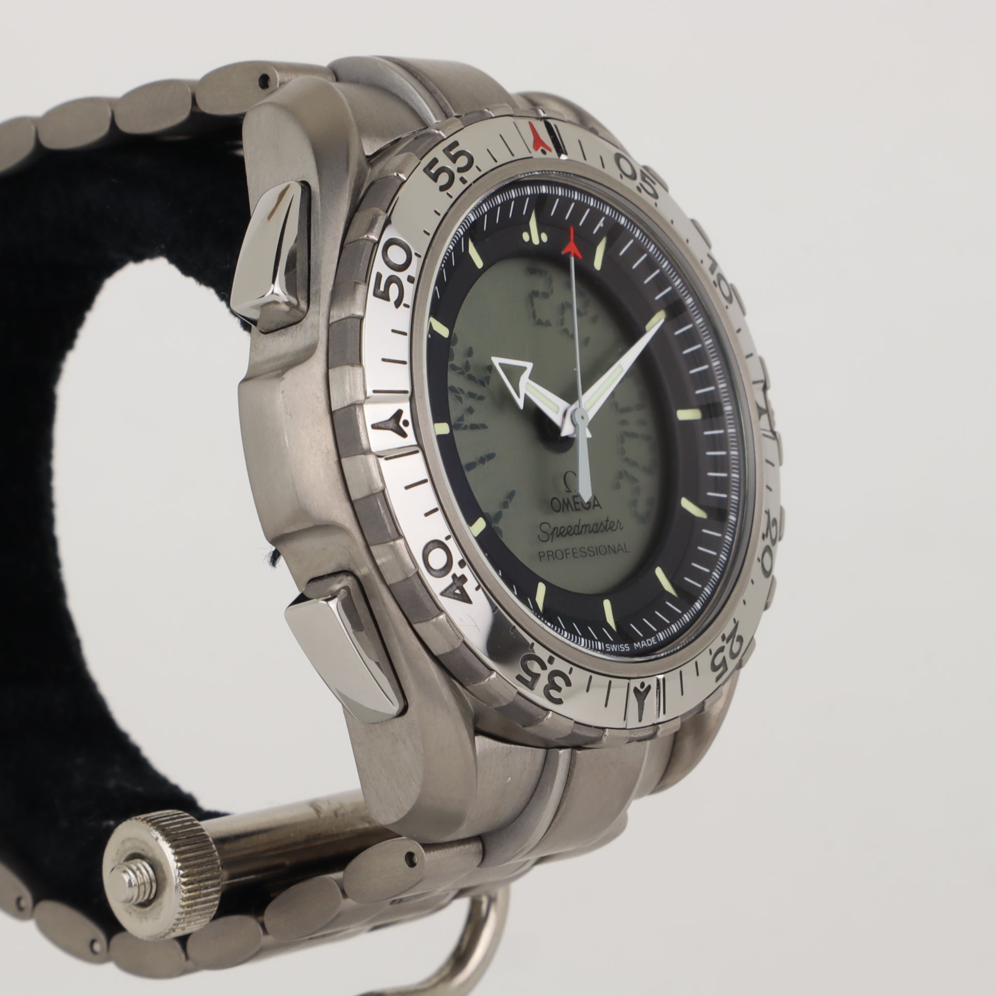 Omega Speedmaster X-33 3290.50   | Factory Serviced | Box & Papers