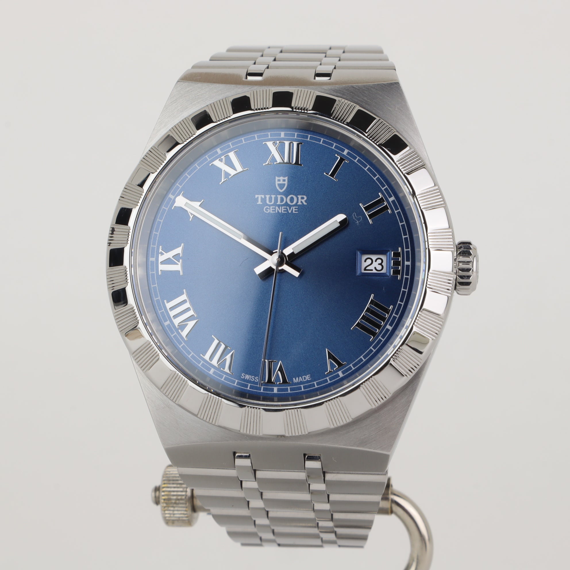 Tudor Royal 28500    | Box & Papers | 2021