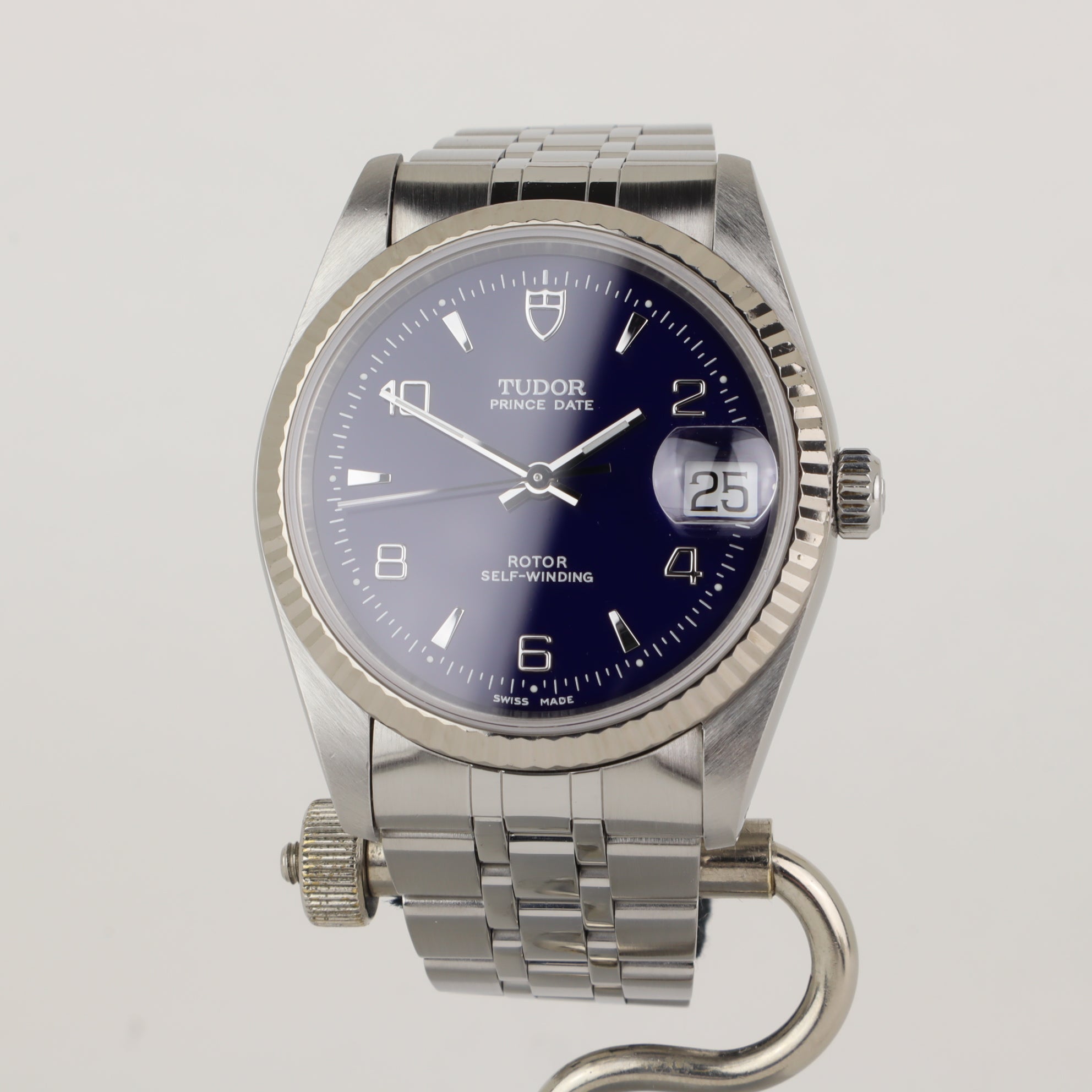 Tudor Prince Date 74034    | Box & Papers | 2011