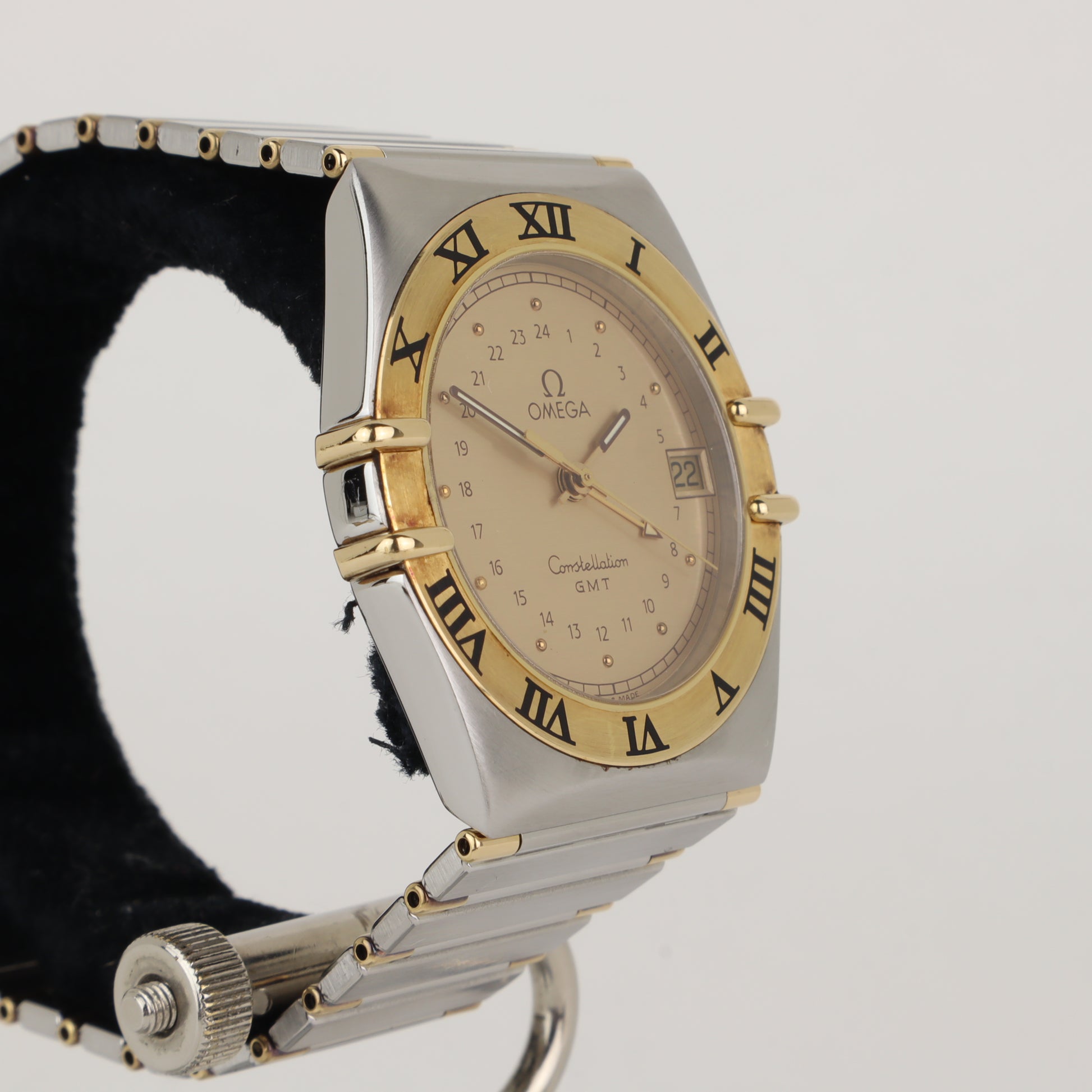 Omega Constellation 396.1060 'Manhattan' GMT    | 1986