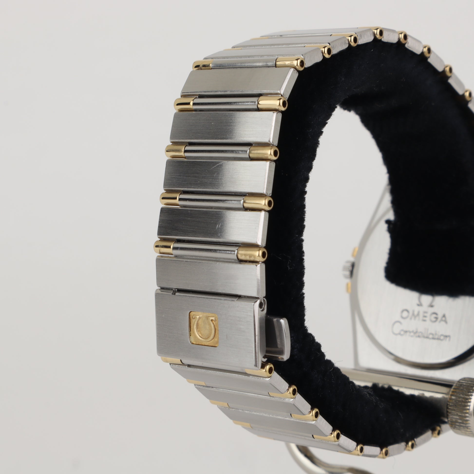 Omega Constellation 396.1060 'Manhattan' GMT    | 1986