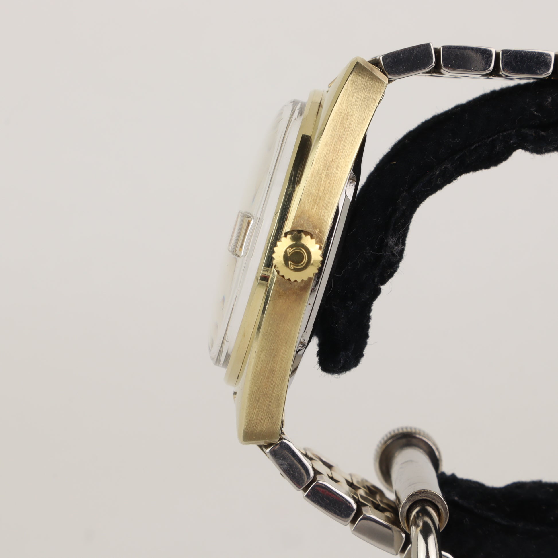 Omega Constellation 168.017 'C-shape'    | 1968