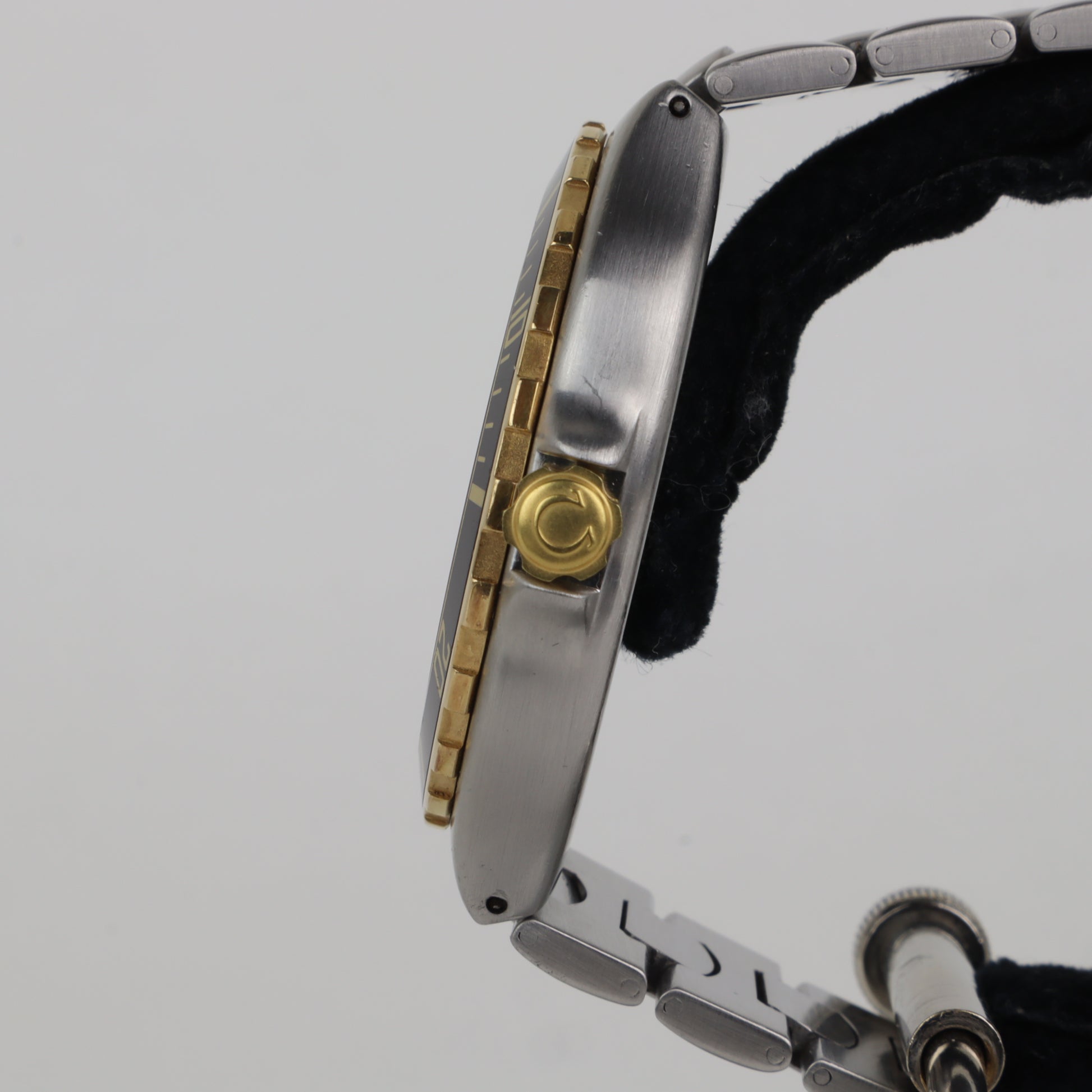 Omega Seamaster Pre Bond 200M 396.1041 'Jumbo'    | 1987