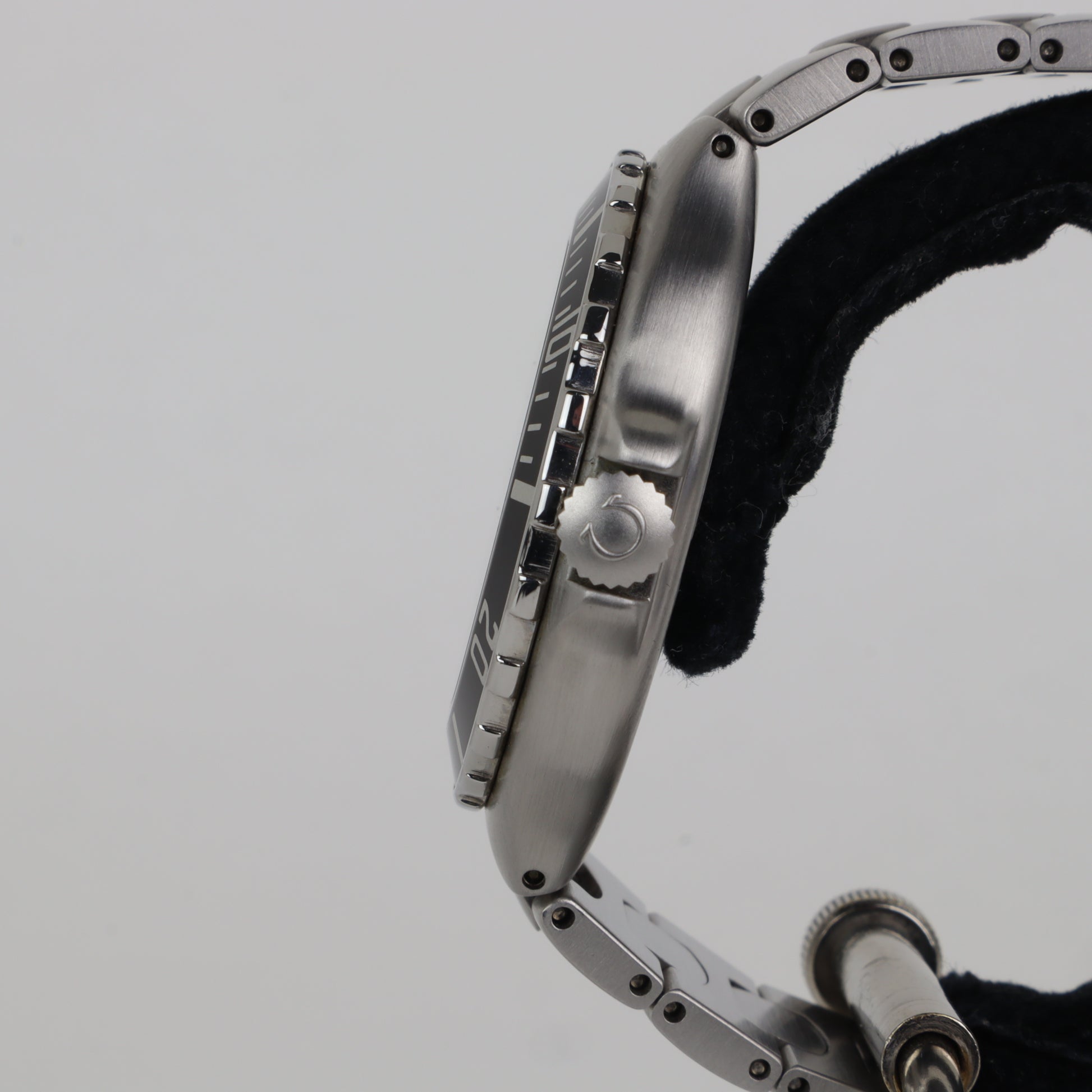 Omega Seamaster Pre Bond 200M 396.1062   | Serviced | Box & Papers | 1993