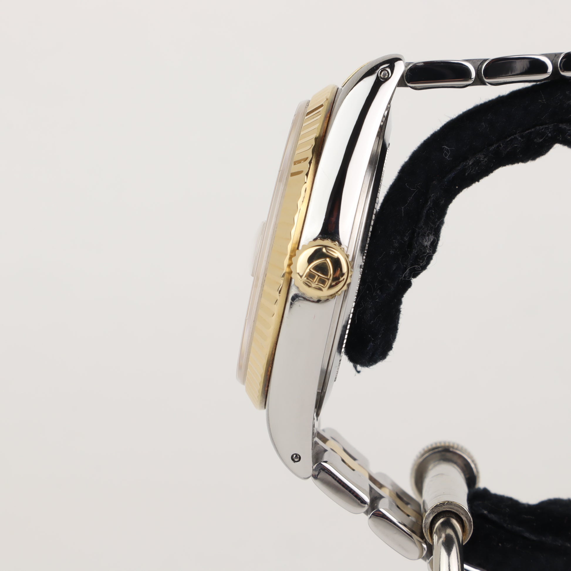 Tudor Prince Date + Day 76213    | Box & Papers | 2004