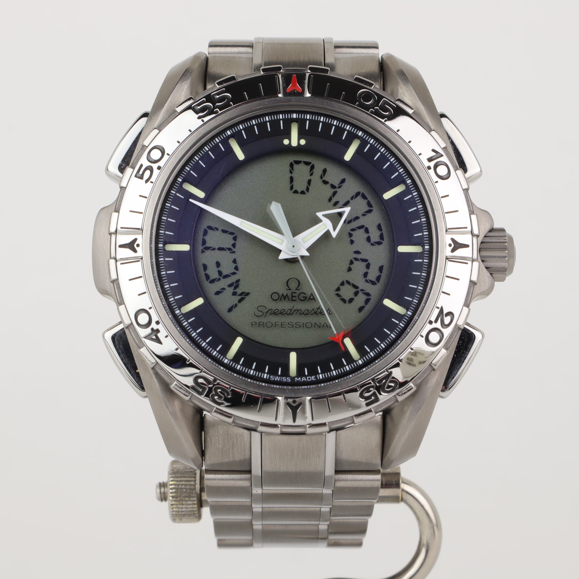 Omega Speedmaster X-33 3290.50   | Factory Serviced | Box & Papers | 2002