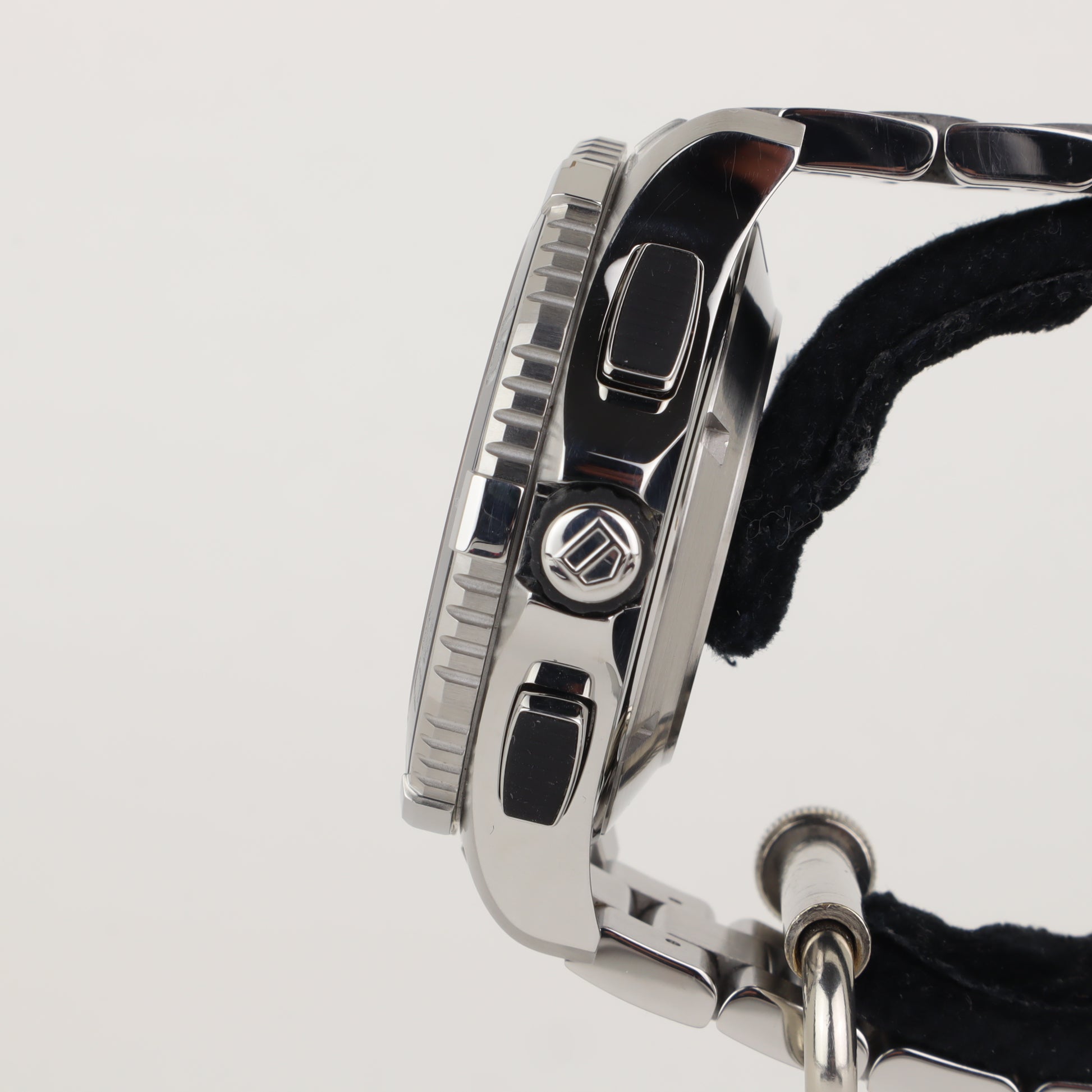 TAG Heuer Aquaracer Chronograph CAK2111.BA0833    | Box & Papers | 2020