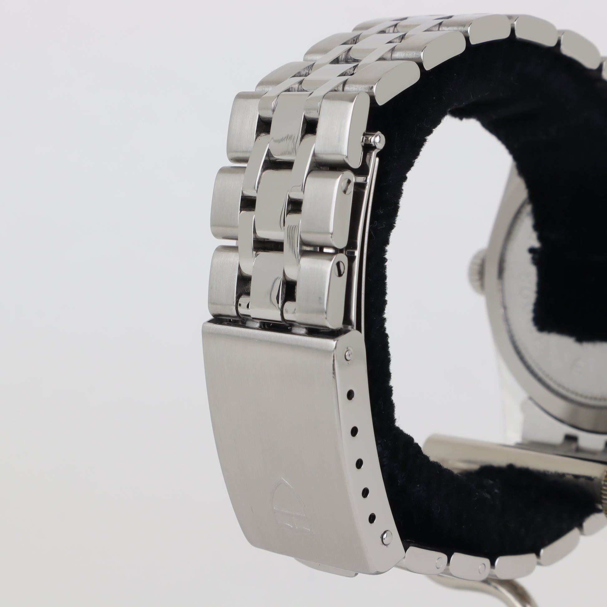 Tudor Prince Date + Day 76214    | Box & Papers | 2011