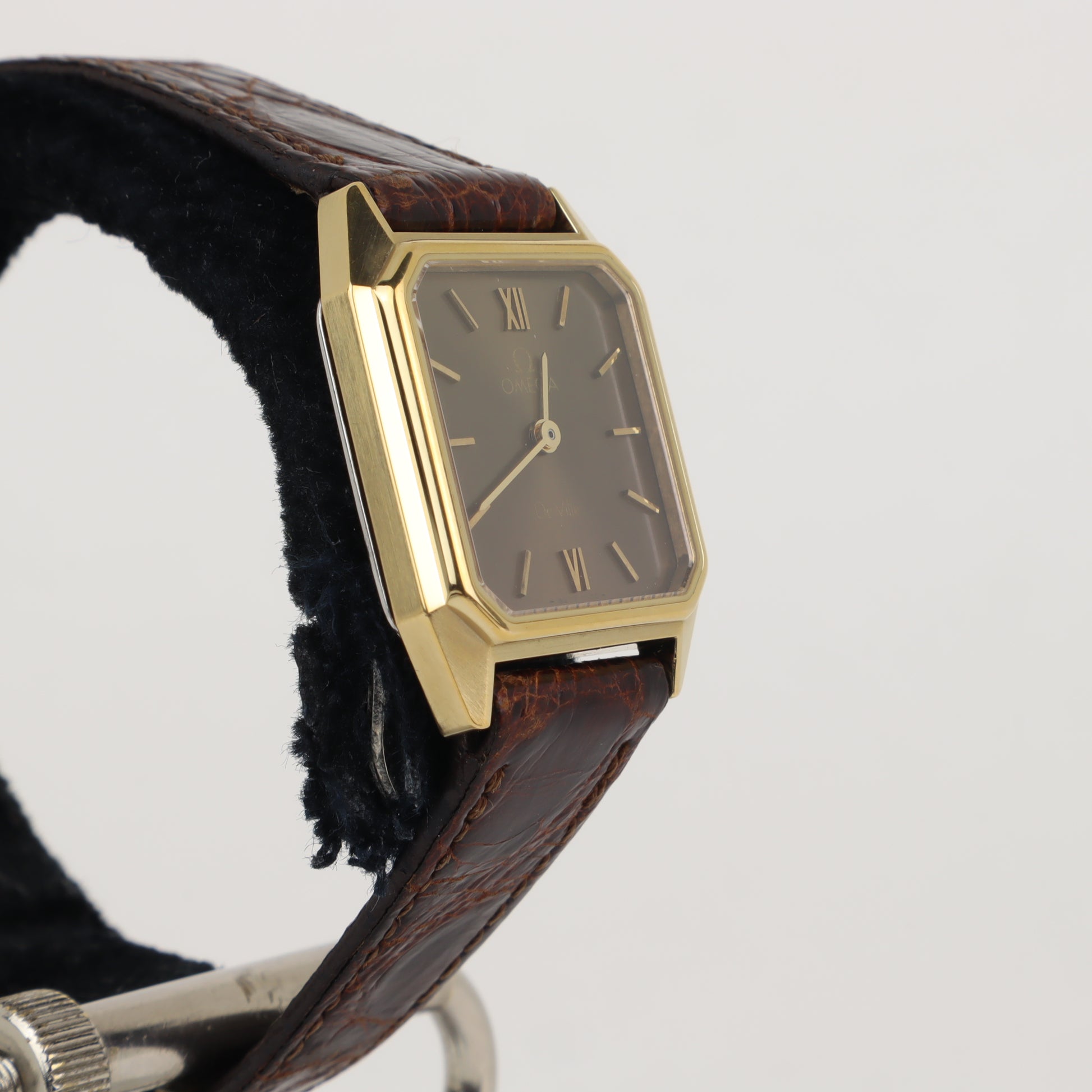 Omega De Ville 591.0254     | 1982