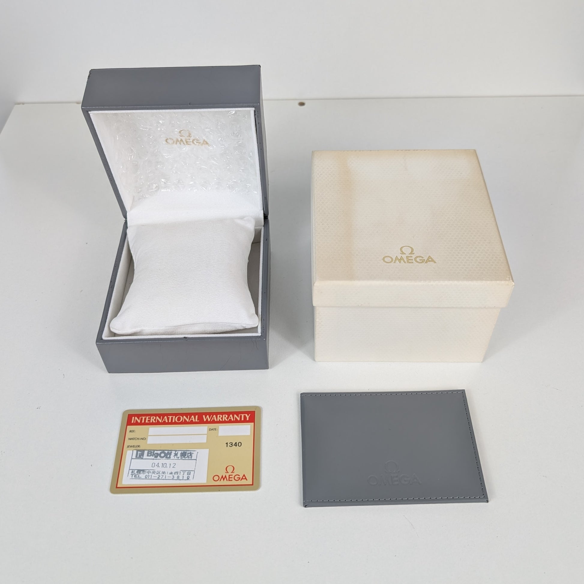 Omega Speedmaster Date 3511.50 'Reverse Panda'  | Serviced | Box & Papers | 1991